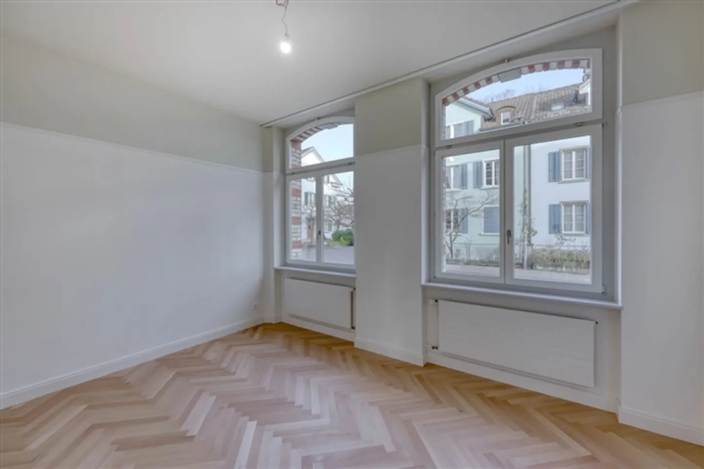 Exclusive 3.5-room garden apartment - Historical charm meets modern living luxury - Photo 5 of 10