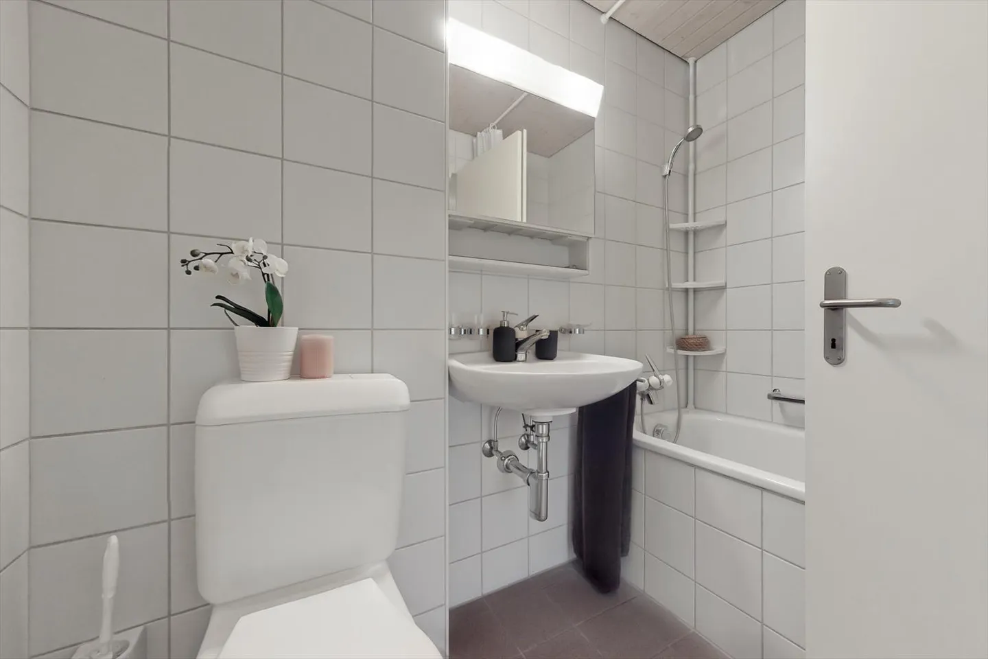 1.5 Room Apartment - Photo 7 of 8