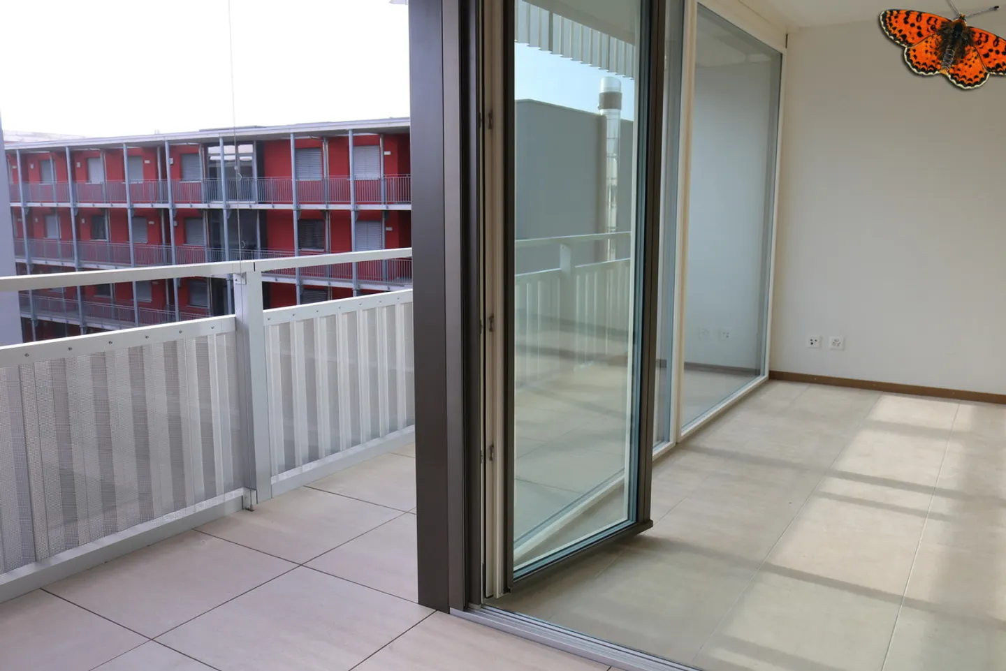Appartement moderne avec balcon - Photo 6 sur 9