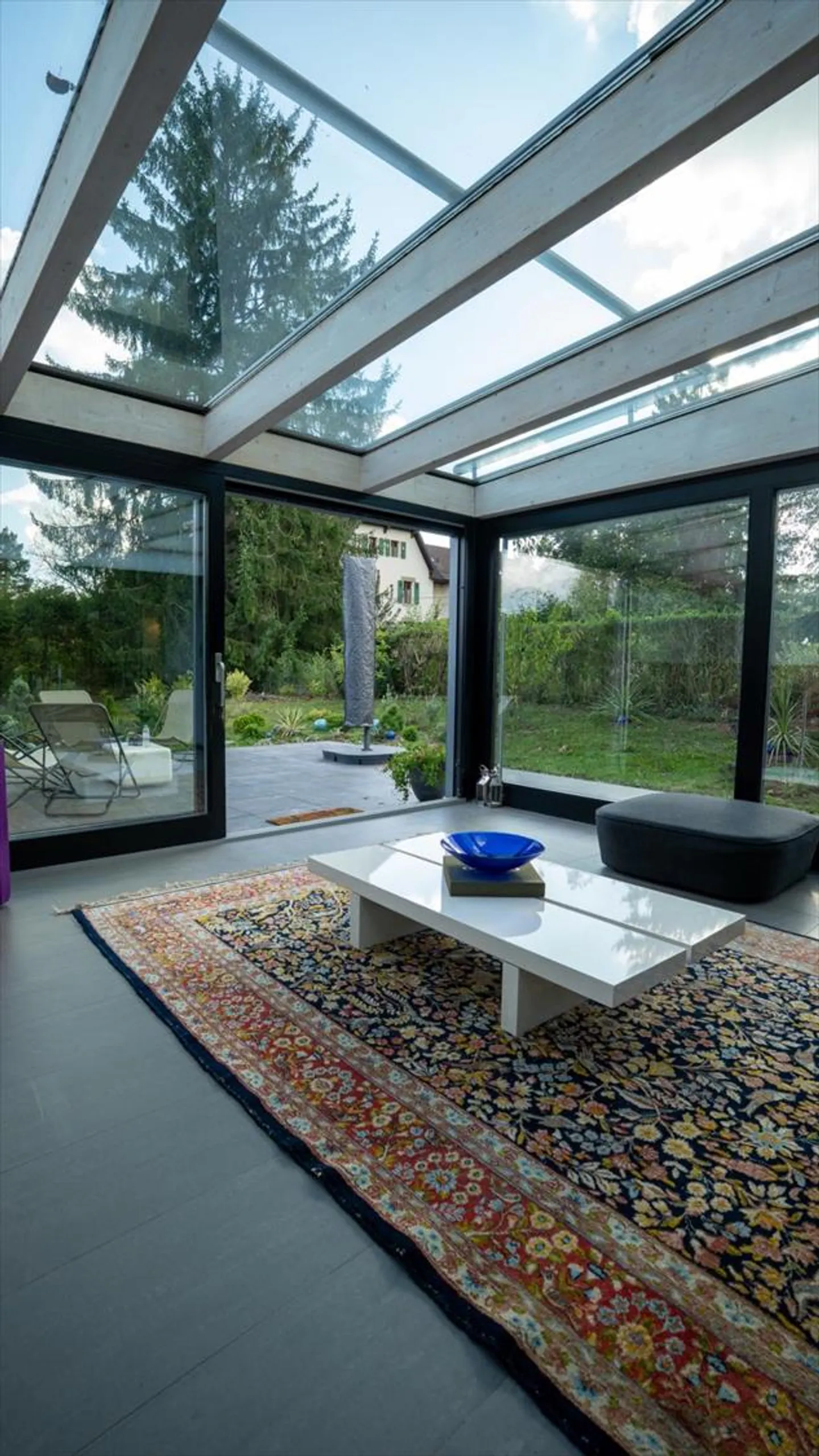 Magnifique Maison moderne de 8 pièces. - Photo 6 sur 13