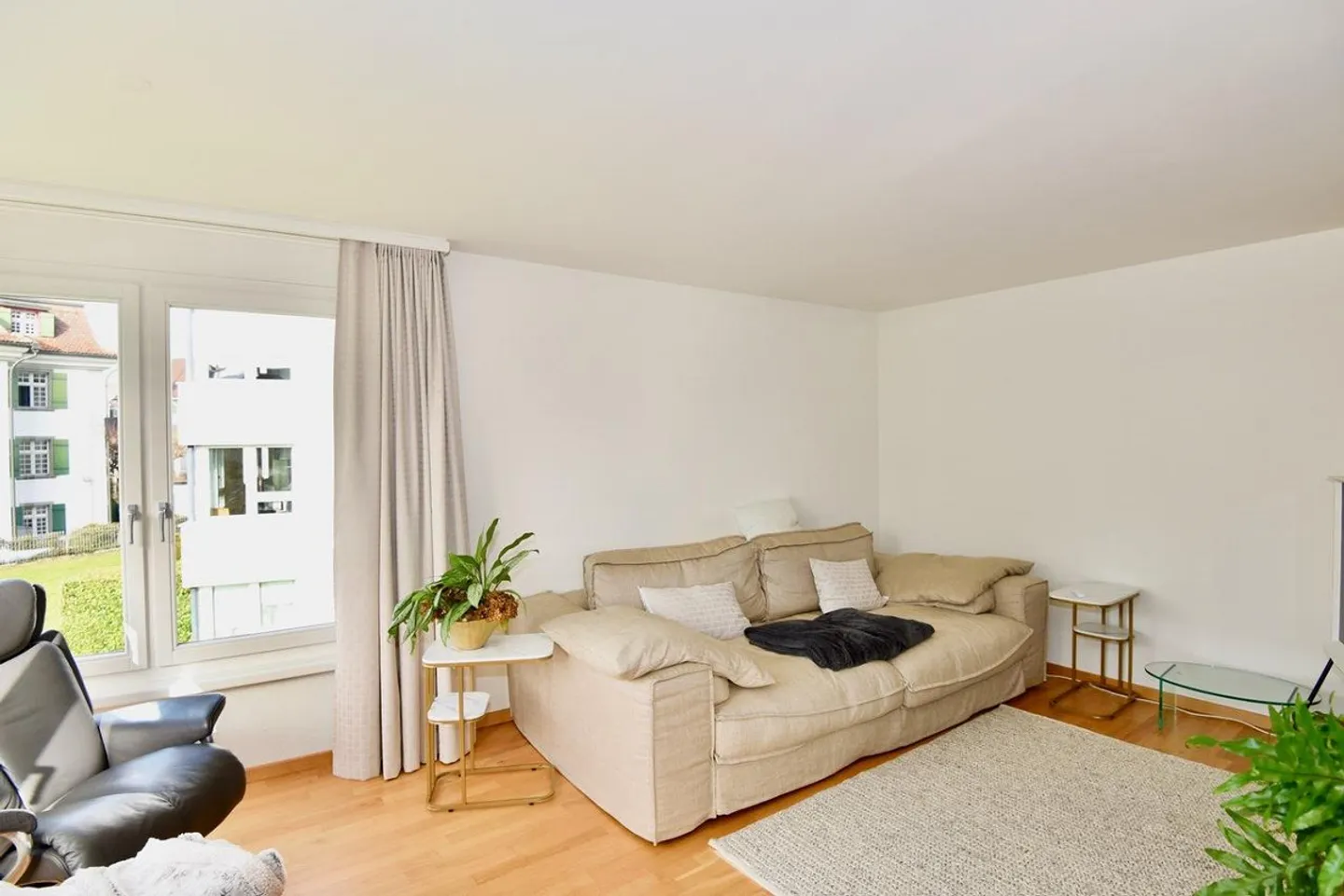 Moderne, zentral gelegene Wohnung nähe See - Photo 2 of 11