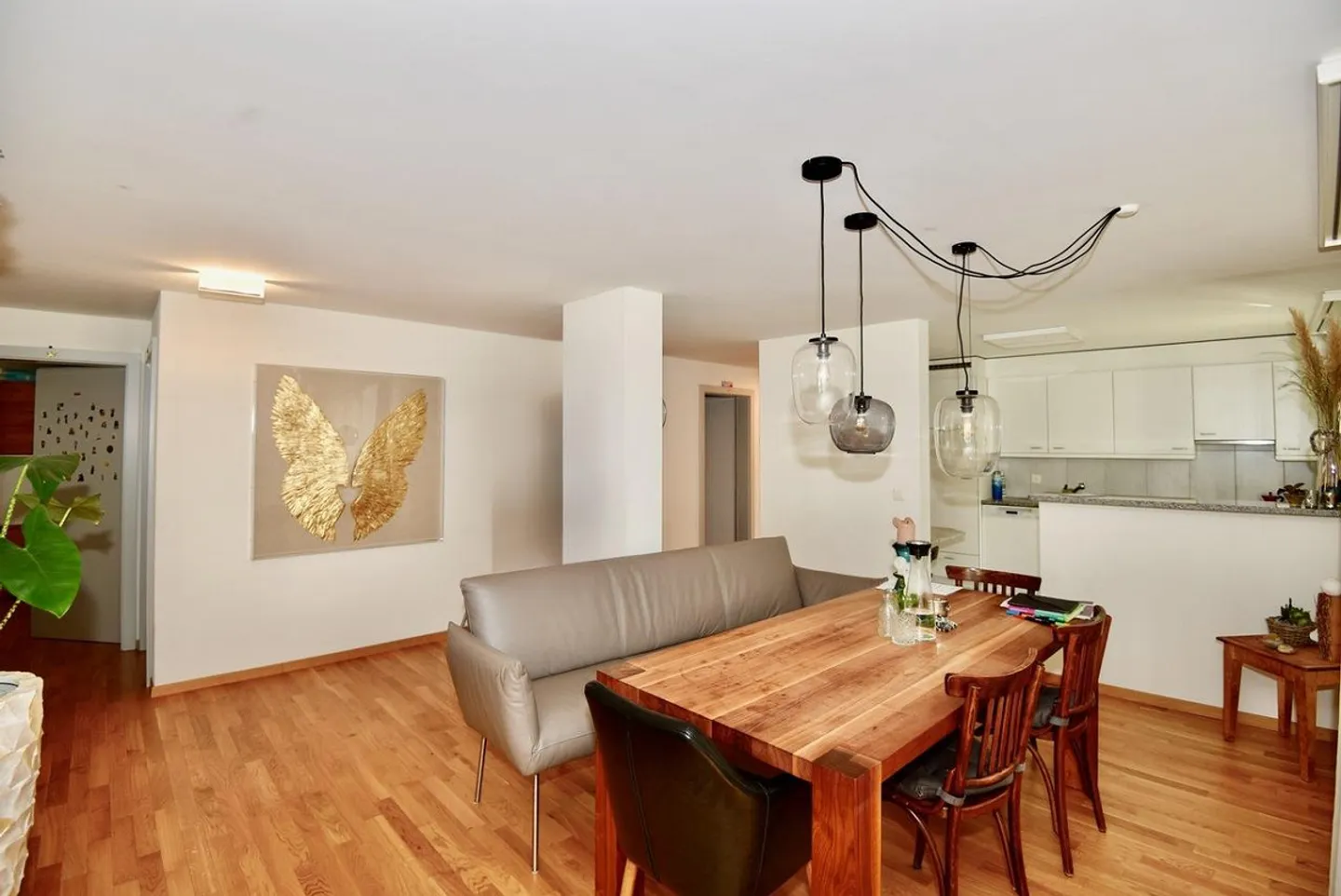Moderne, zentral gelegene Wohnung nähe See - Photo 4 of 11