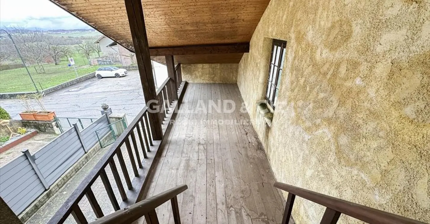 Berolle (Bezirk Morges) - Dorfhaus mit 2 Wohnungen - Foto 9 von 9