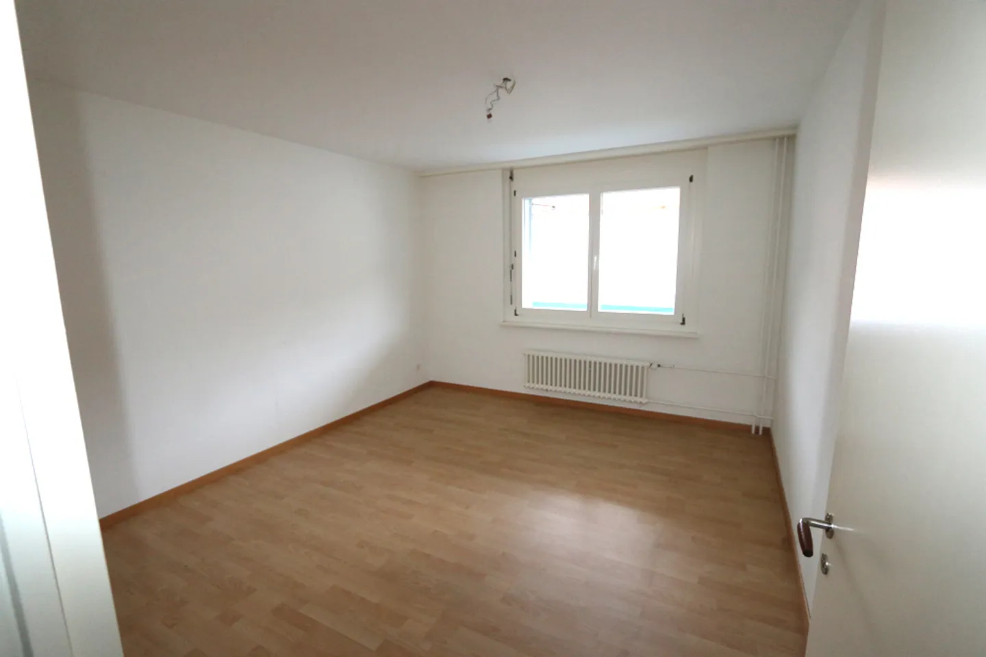 Helle Wohnung an Waldrandnähe - Foto 8 von 12