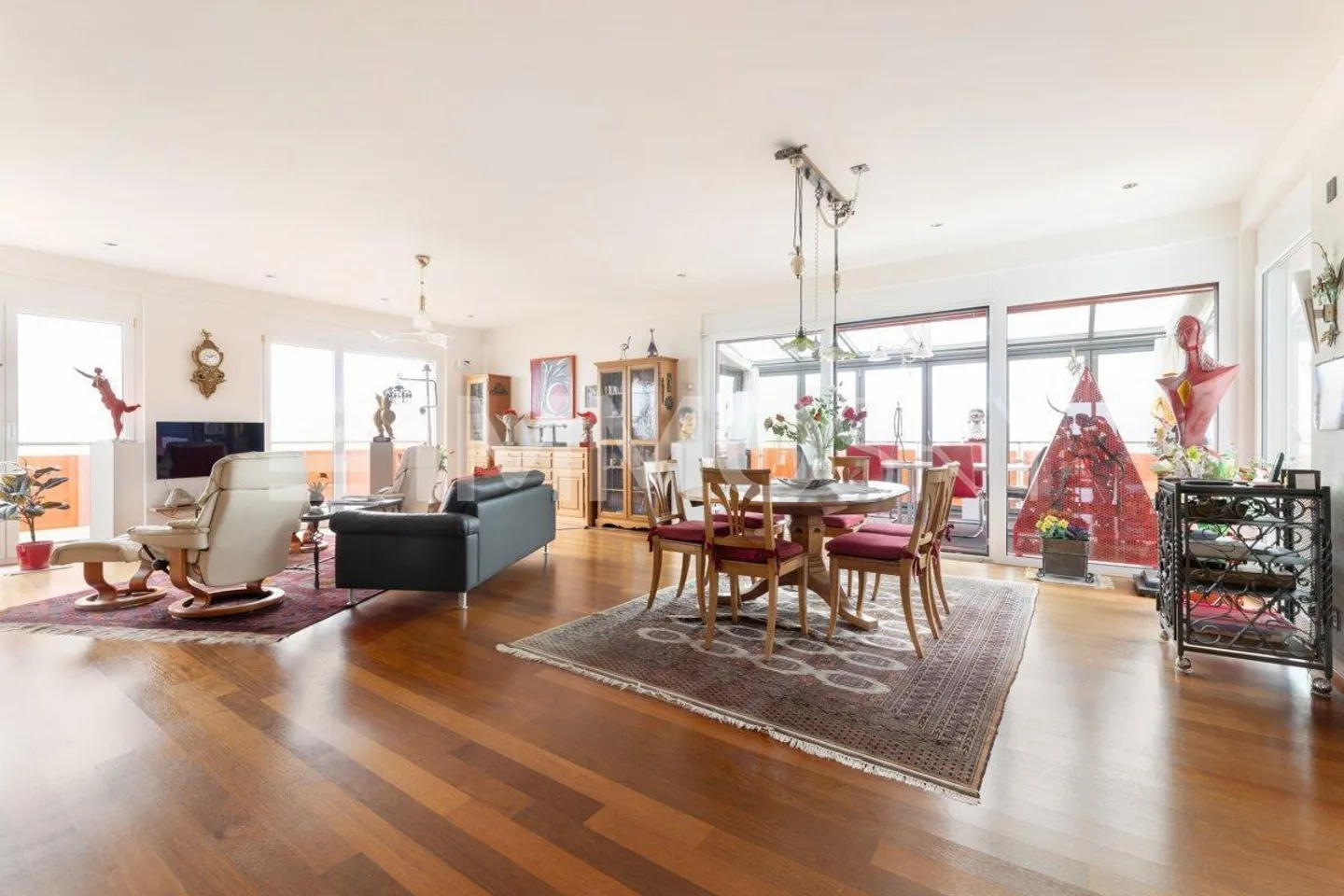 Penthouse for sale - Photo 3 of 5