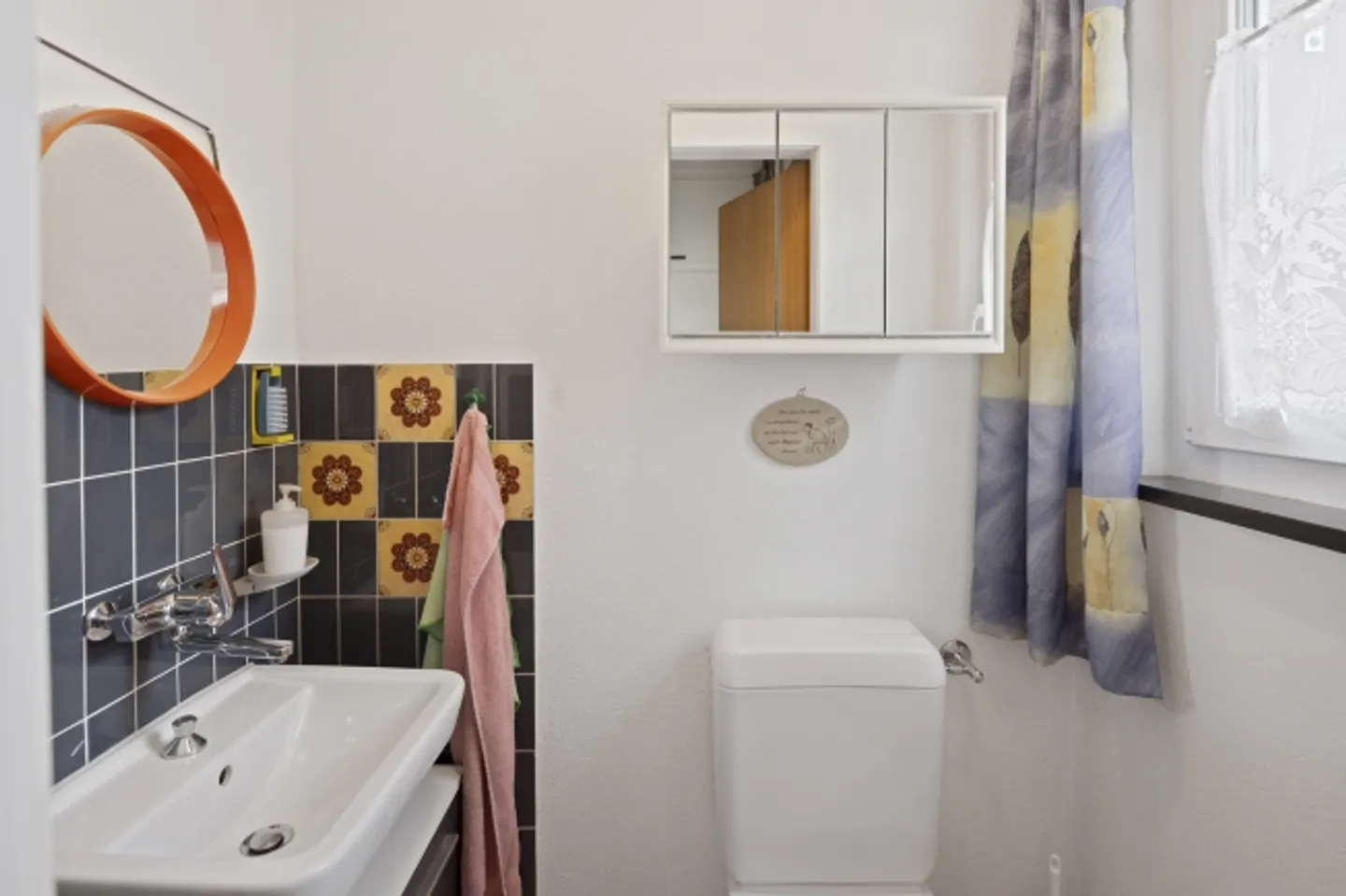 Semi-detached house for sale - Photo 7 of 13