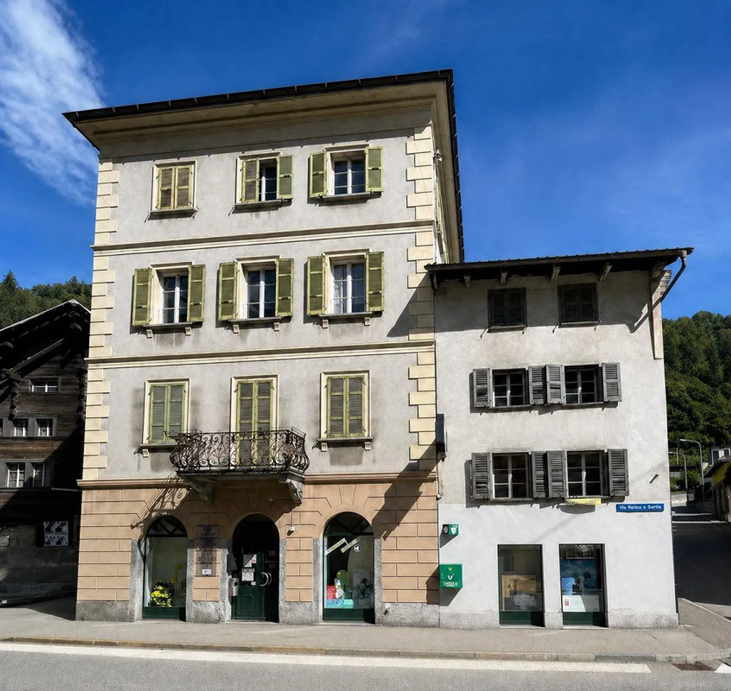 Opportunité d'investissement à Faido : immeuble multifamilial avec un fort... - Photo 1 sur 1