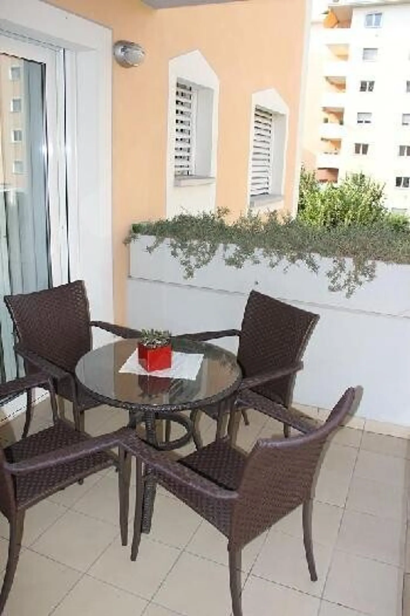 4 1/2-Room Luxury Apartment in Residence - Photo 5 of 9