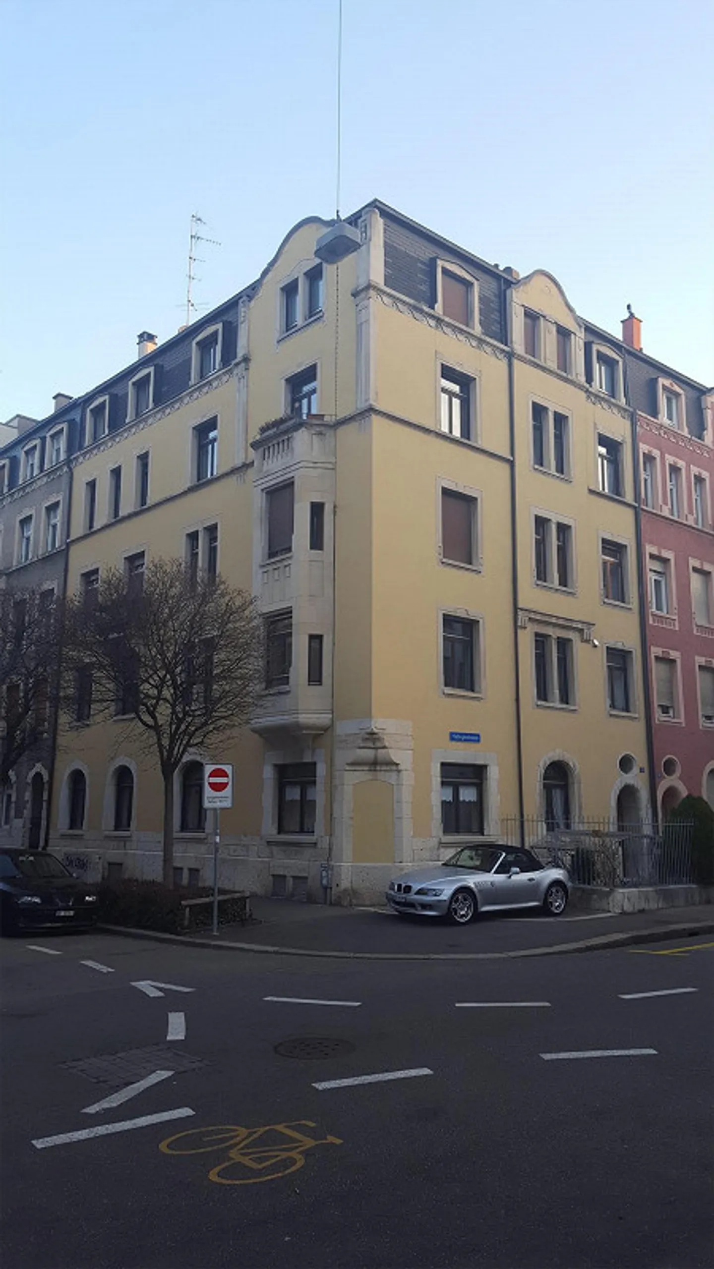 Appartamento d'epoca ristrutturato con stile di 4 stanze a Basilea - Foto 10 di 12