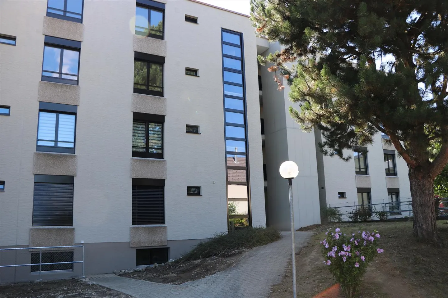 Dove il moderno incontra il fascino: Belchenstrasse 23 - Foto 2 di 13