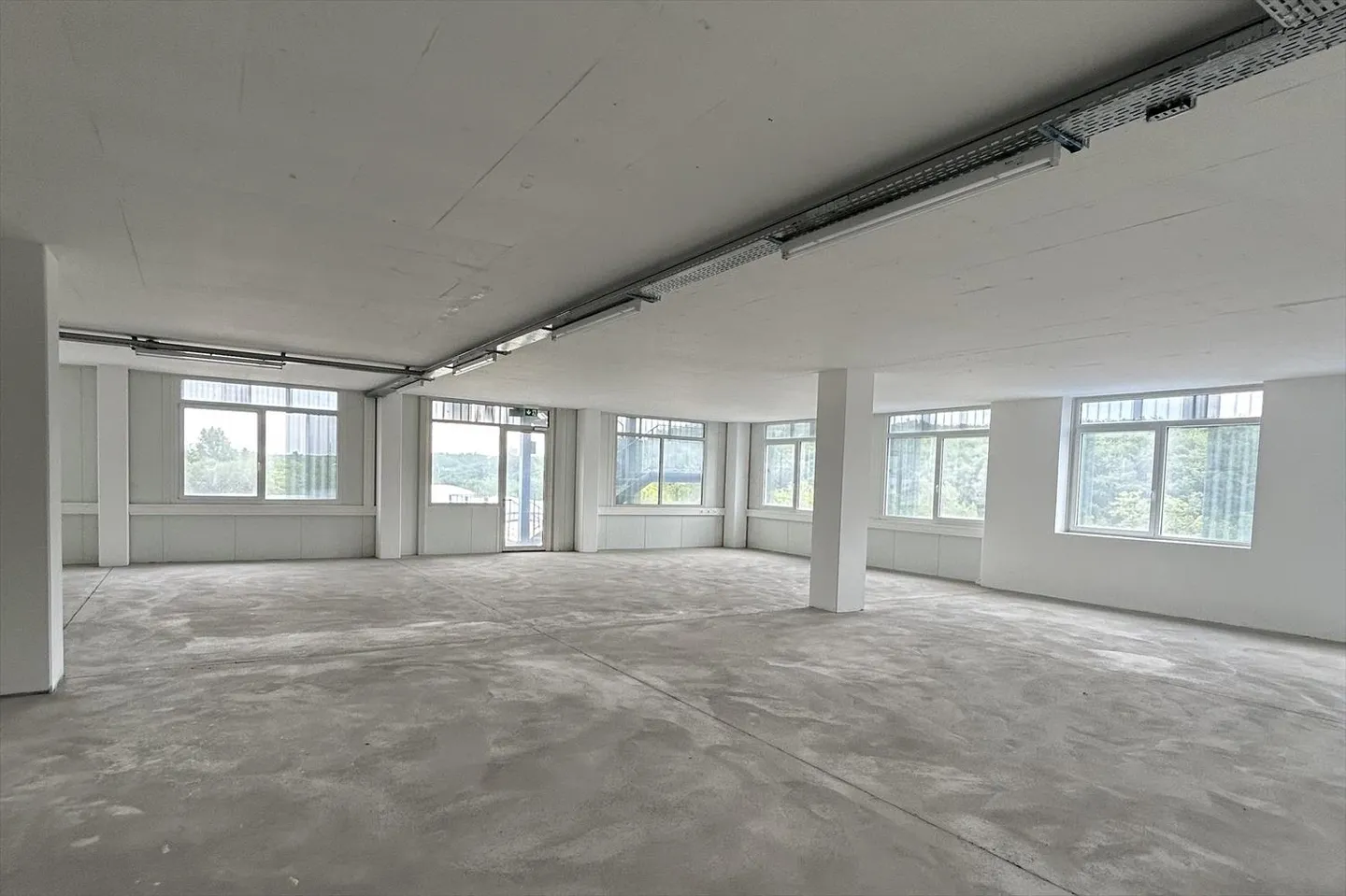 Mixed Areas for Rent in Satigny - Photo 2 of 8