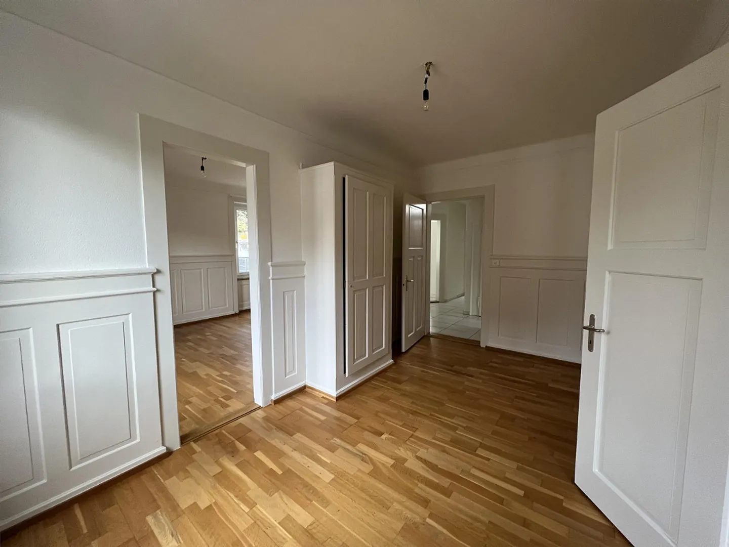 Charmante 4 Zimmer Altbau-Wohnung mit renoviertem Bad - Photo 13 sur 17
