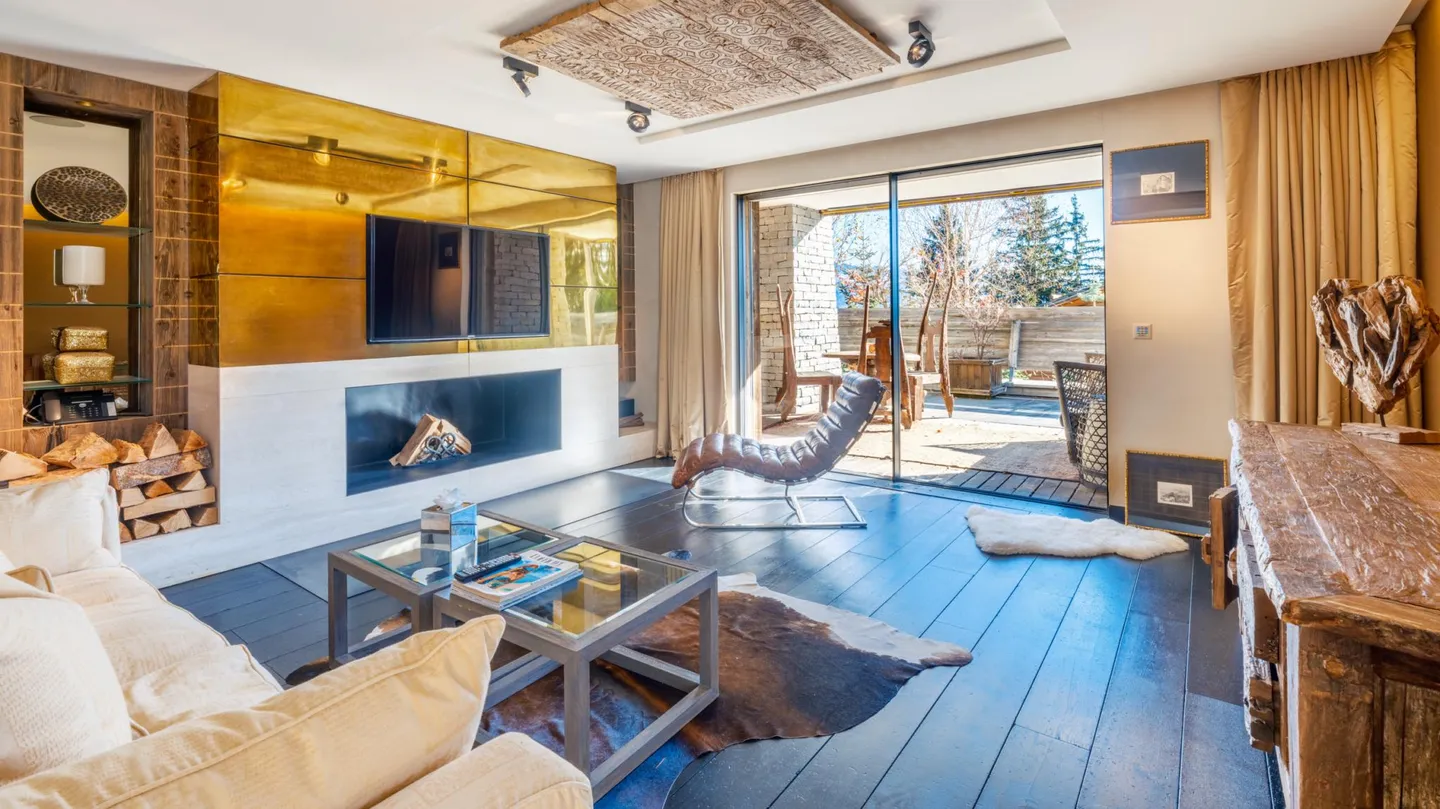 Exceptional Alpine Property for Sale in Crans-Montana - Photo 4 of 50