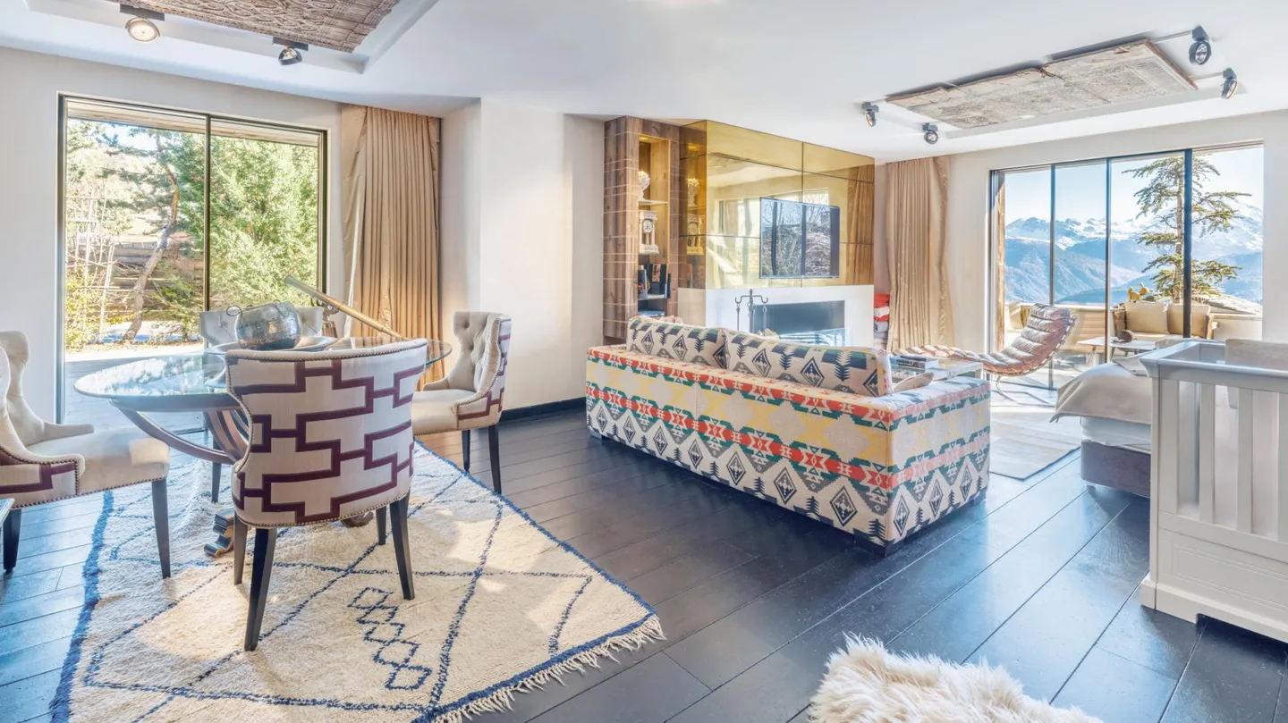 Exceptional Alpine Property for Sale in Crans-Montana - Photo 5 of 50