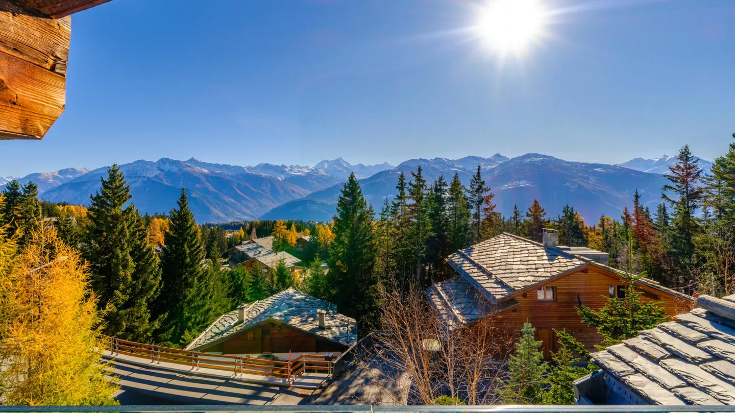 Exceptional Alpine Property for Sale in Crans-Montana - Photo 37 of 50