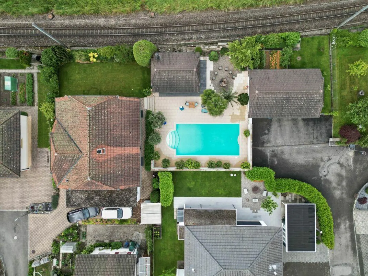 Spacious Single-Family Home with Pool and Garden Paradise in Roggwil - Photo 30 of 30