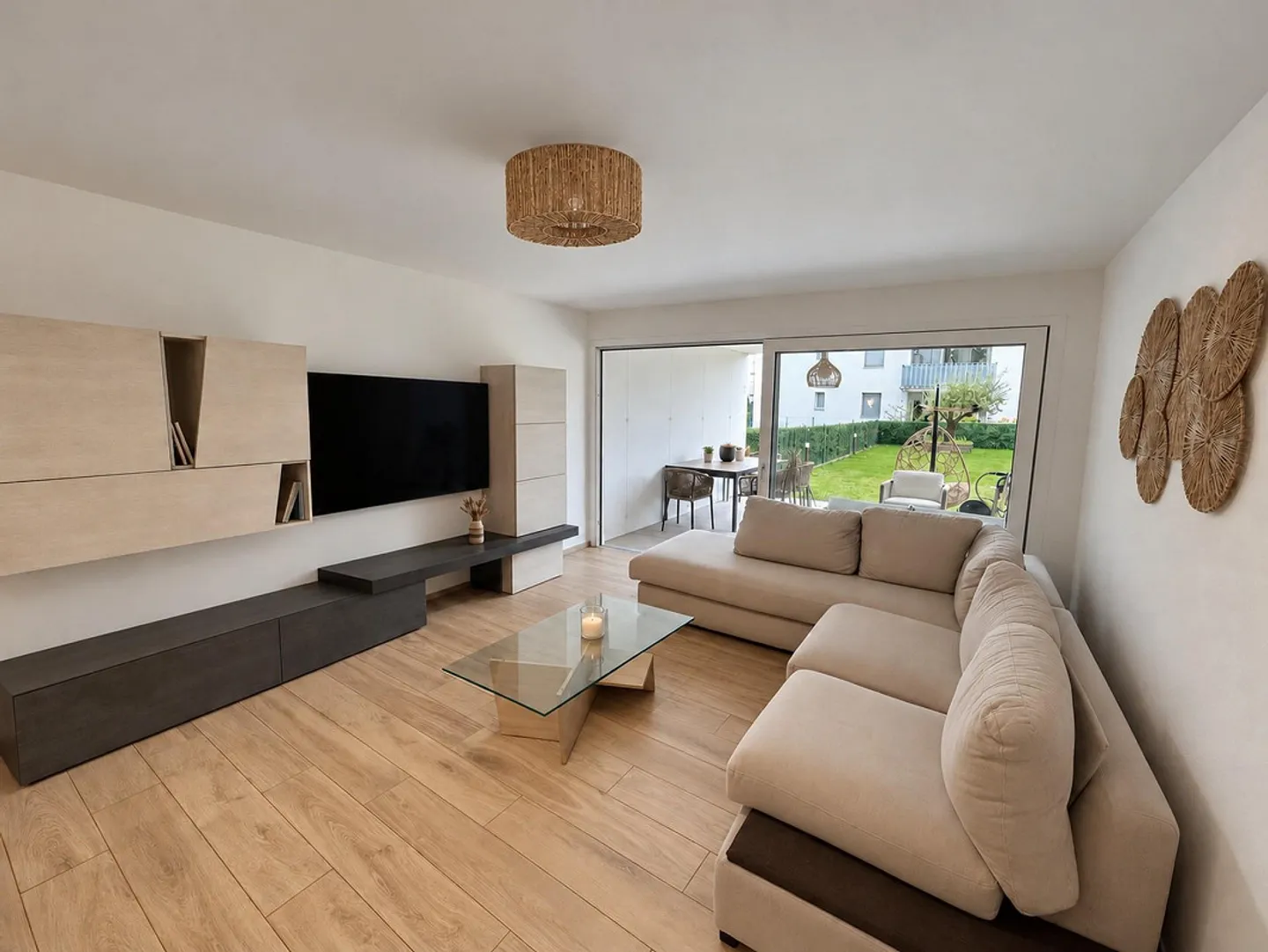 MODERN UND NEU 3.5 MIT GARTEN IN RIVERA - Foto 4 von 13