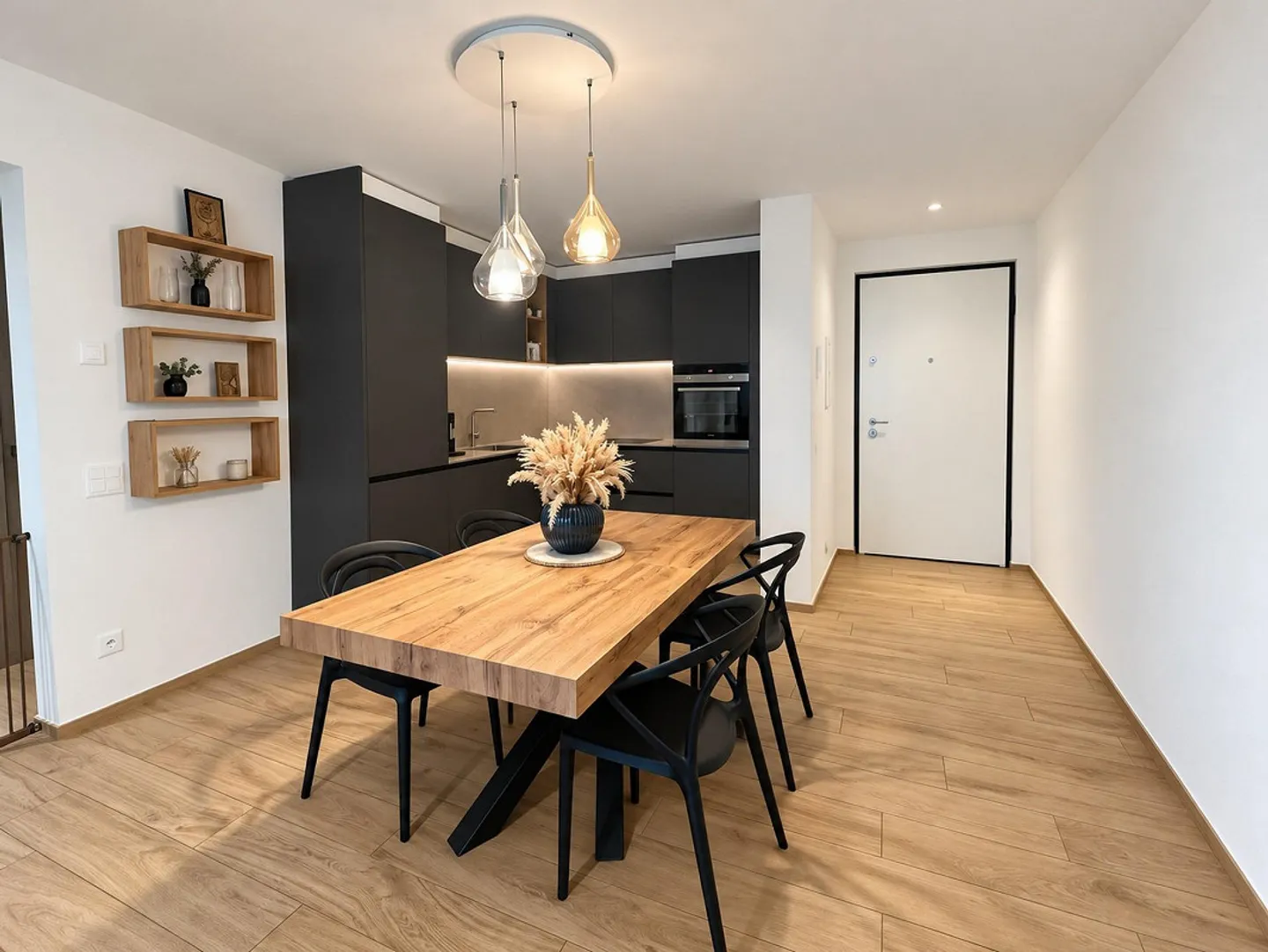 MODERN UND NEU 3.5 MIT GARTEN IN RIVERA - Foto 5 von 13