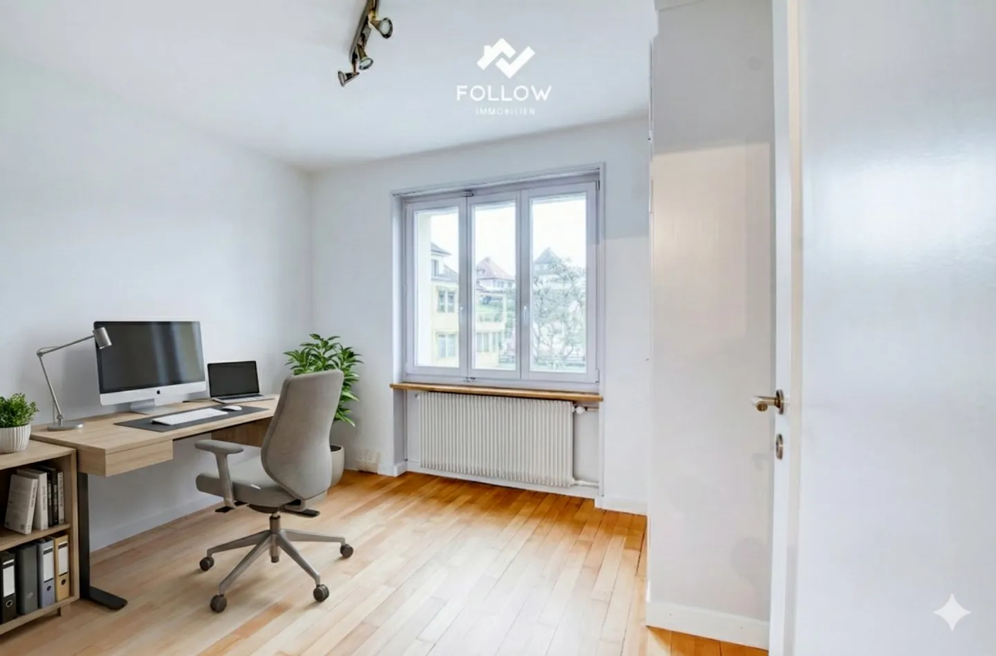 Il fascino dell'edificio storico incontra il comfort abitativo: appartamento di 4,5 stanze appena ristrutturato con sezione giardino privata - Foto 6 di 14