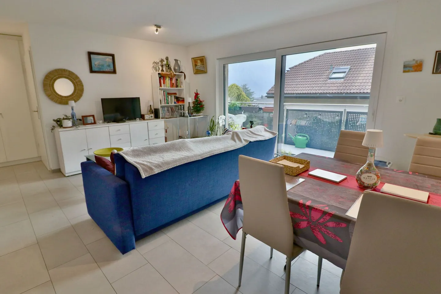 Schöne 2,5-Zimmer-Wohnung mit Balkon in ruhiger Lage. Ideal für Rendite - Foto 3 von 13