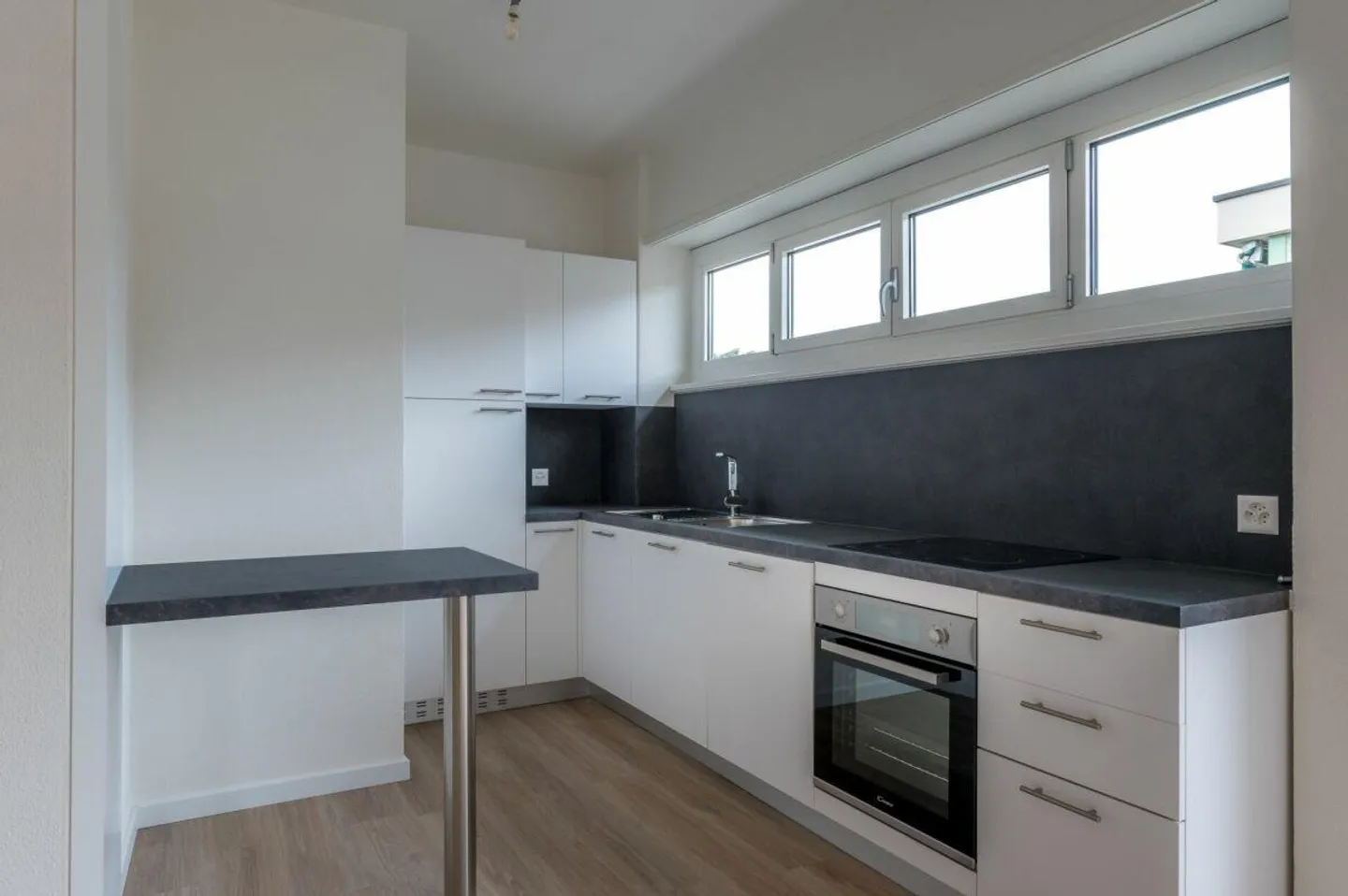 9100, Solatia 1, Lugano, Corso Elvezia, appartamento 155 - Foto 6 di 11