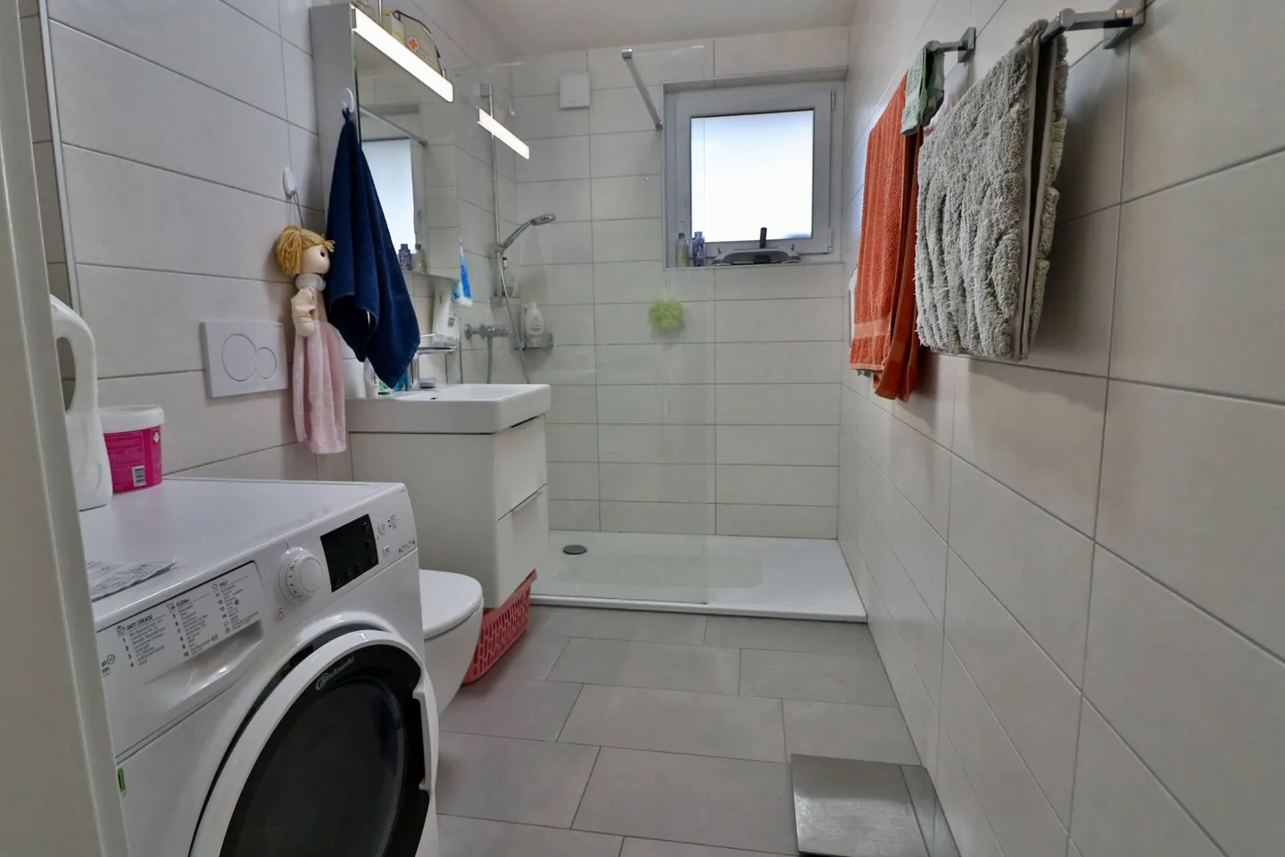 Schöne 2,5-Zimmer-Wohnung mit Balkon in ruhiger Lage. Ideal für Rendite - Foto 8 von 13