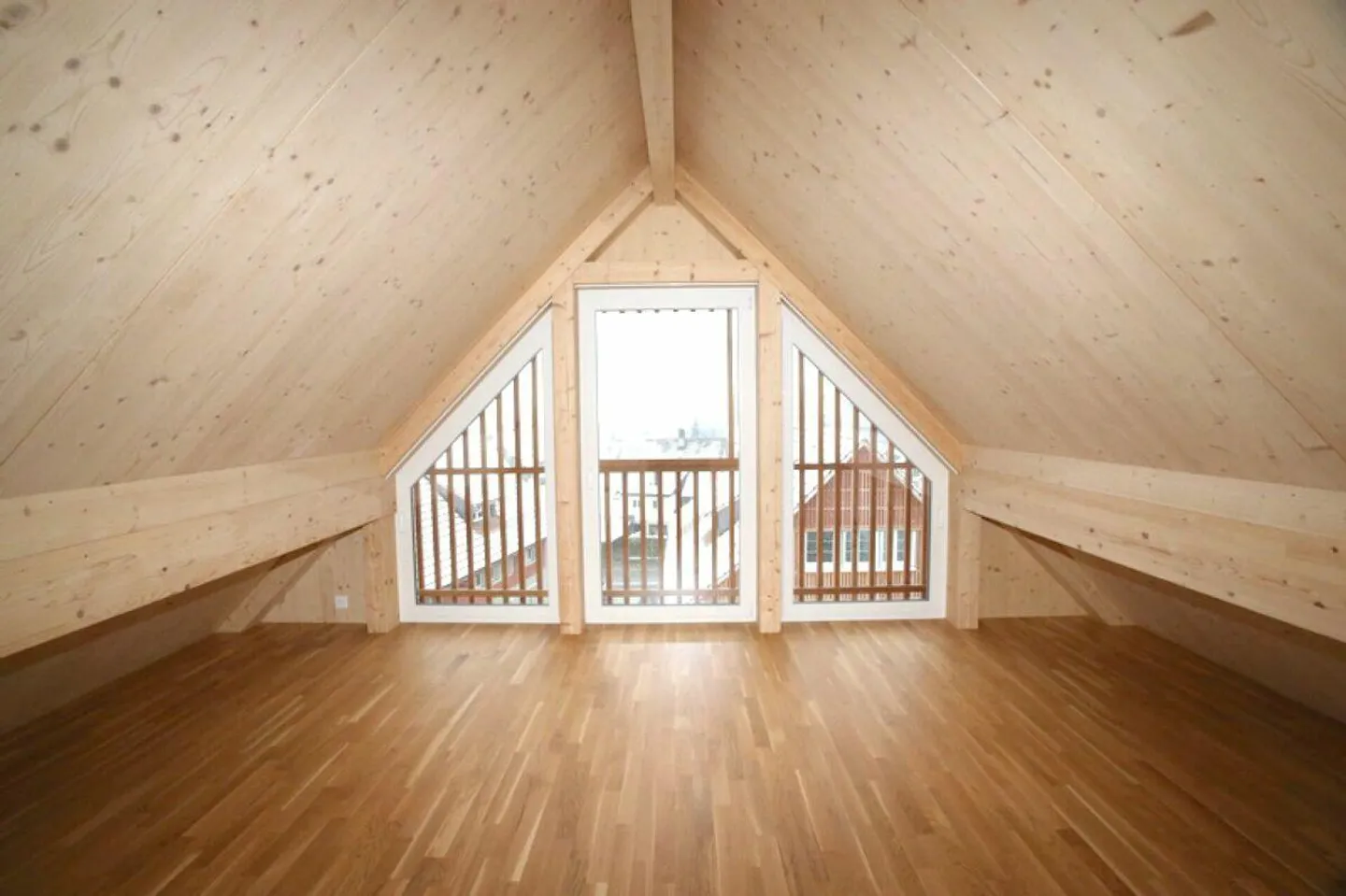 GROSSZÜGIGE MAISONETTEWOHNUNG IN LÄNDLICHER IDYLLE - Photo 11 sur 17