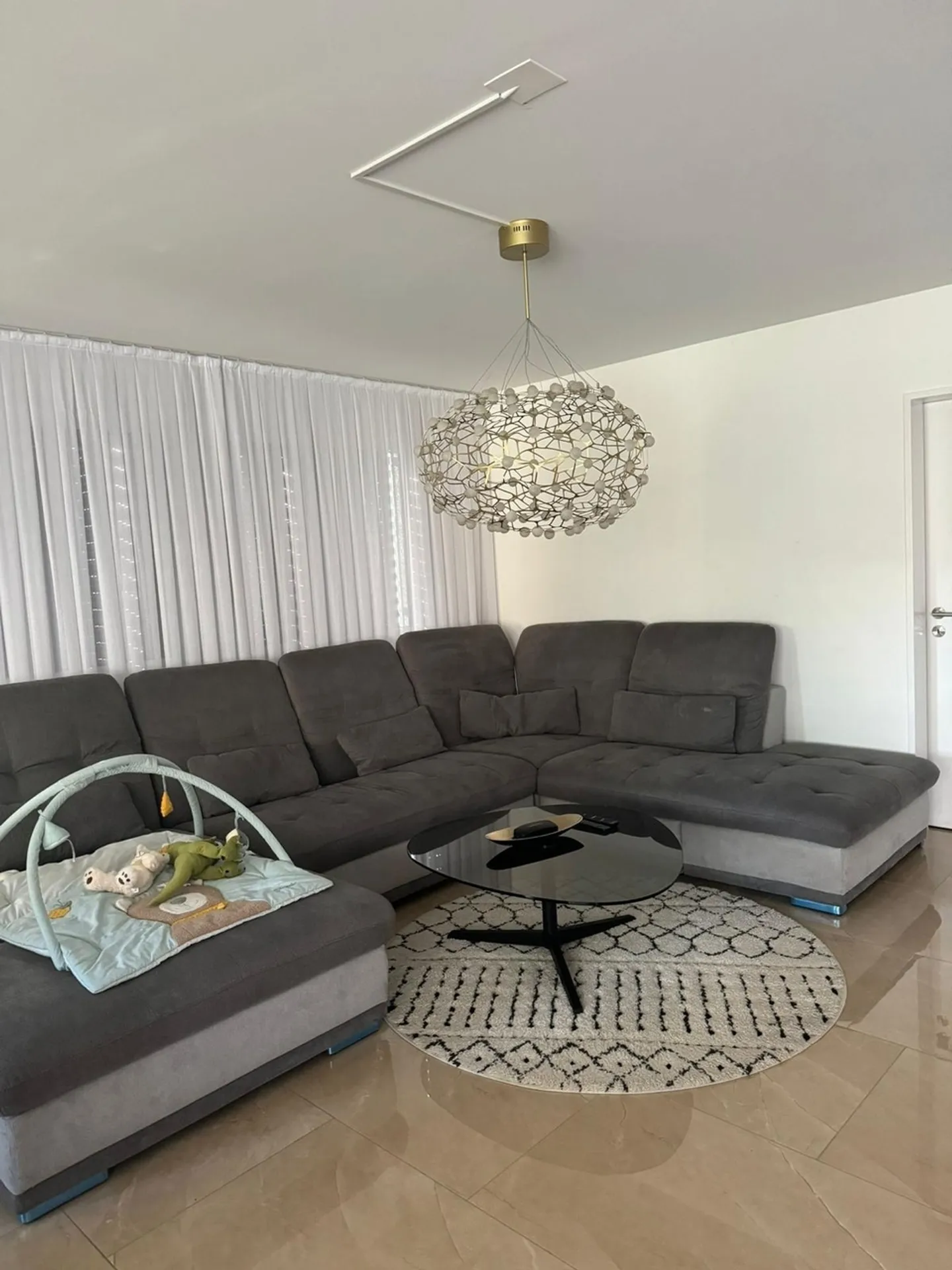 Appartamento moderno di 4,5 locali con balcone, Hunzenschwil - Foto 2 di 10