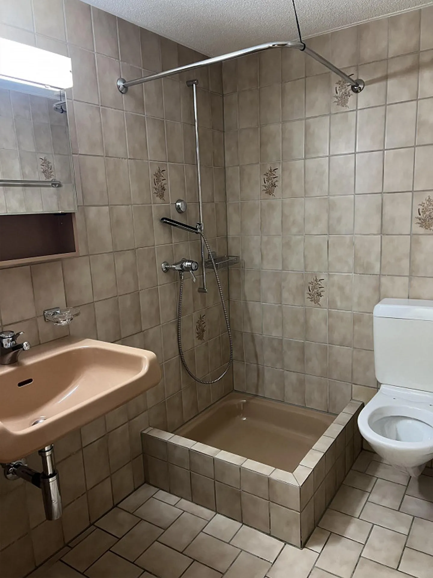 Appartement 2.5 pièces à louer - Photo 4 sur 6