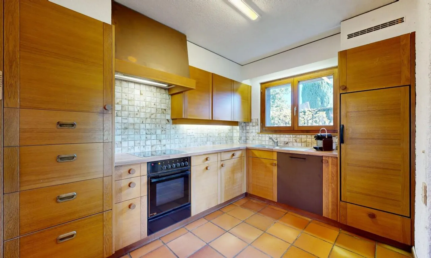 Villa Charmante avec Potentiel - Photo 7 sur 11