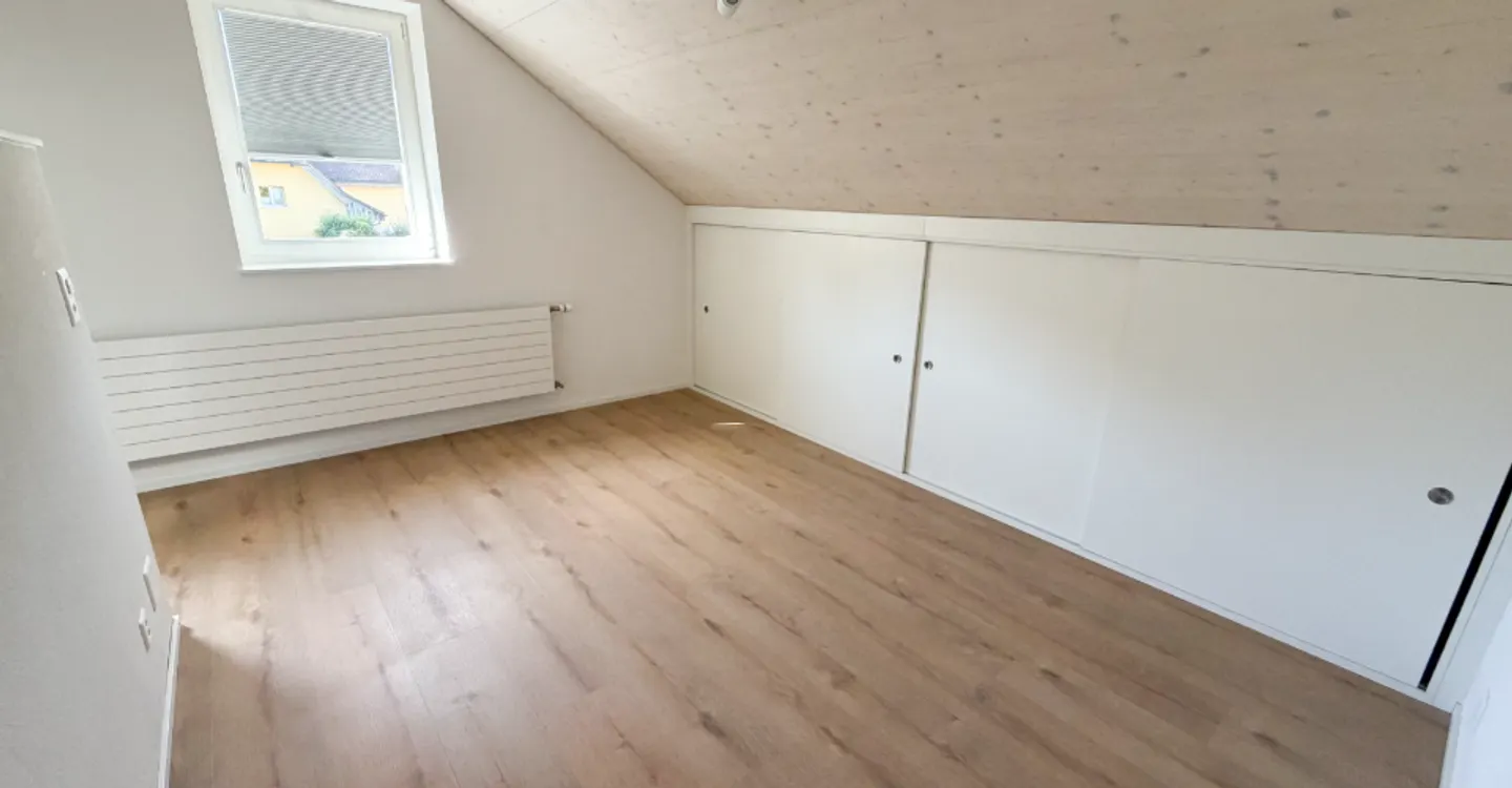 Charmant duplex de 2.5 pièces avec jardin, à 3 minutes du lac - Foto 4 von 15
