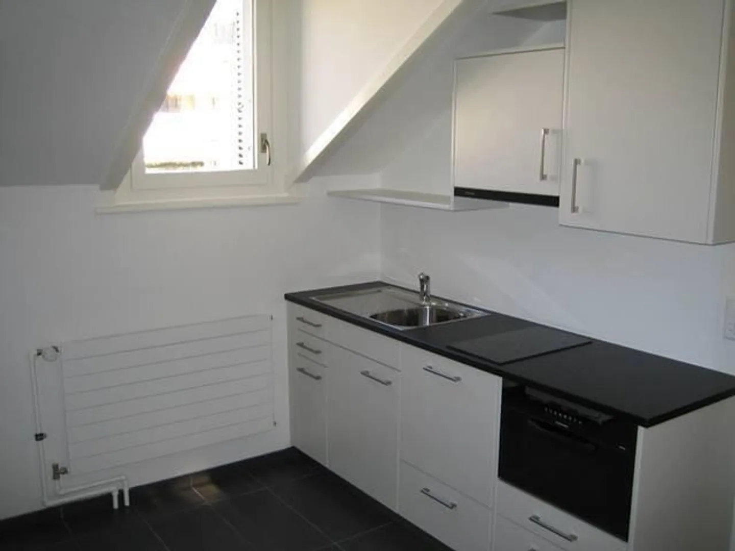 "Länggasse": appartamento mansardato di 2 stanze con charme - Foto 6 di 9