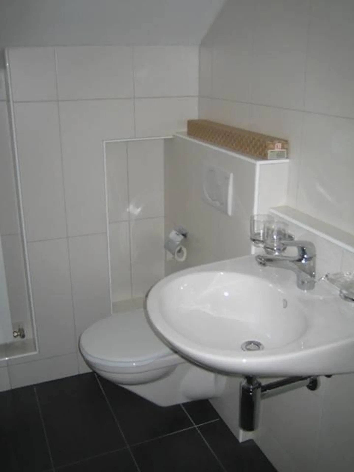 "Länggasse": appartamento mansardato di 2 stanze con charme - Foto 9 di 9