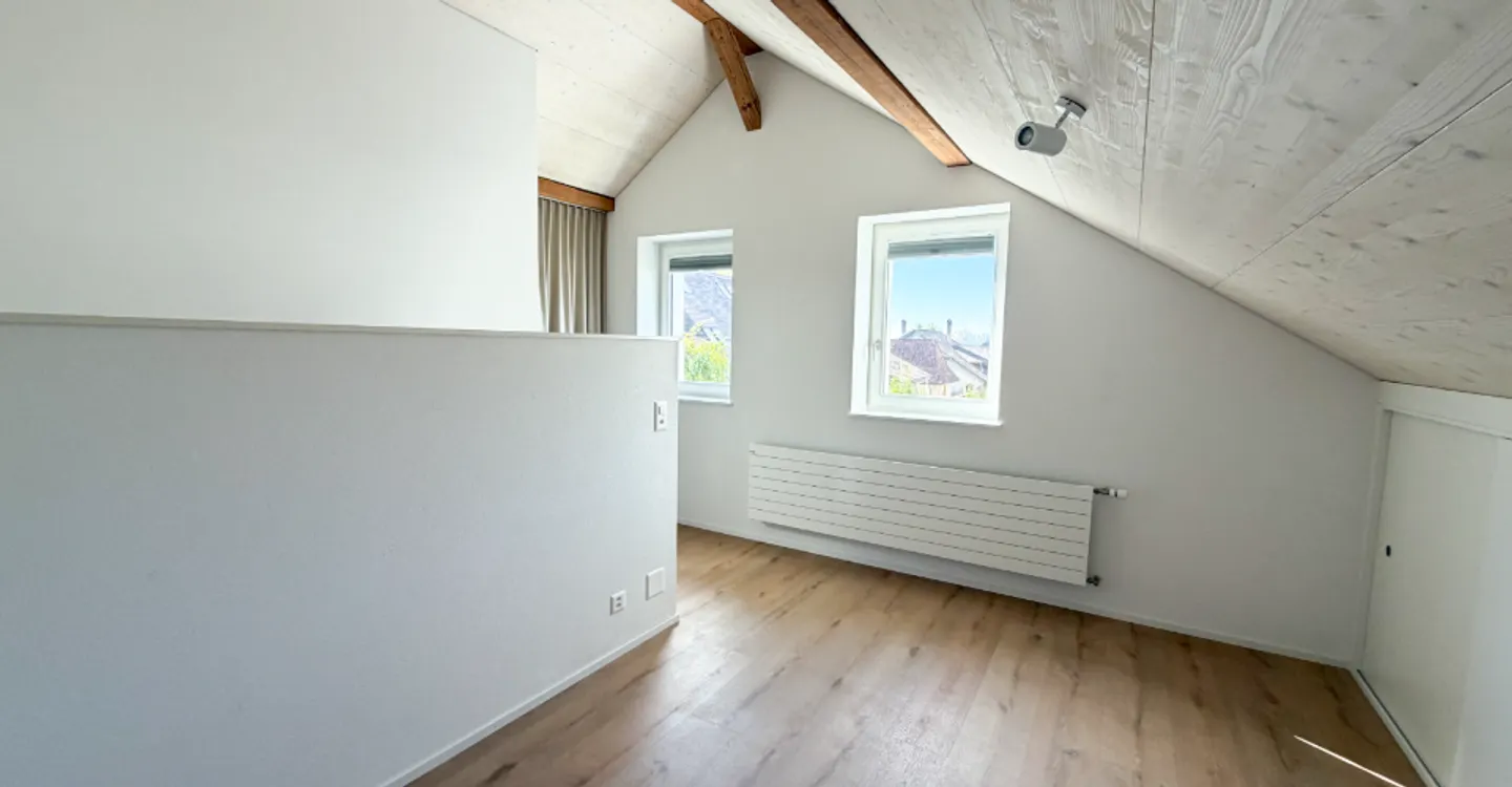 Charmant duplex de 2.5 pièces avec jardin, à 3 minutes du lac - Foto 5 von 15