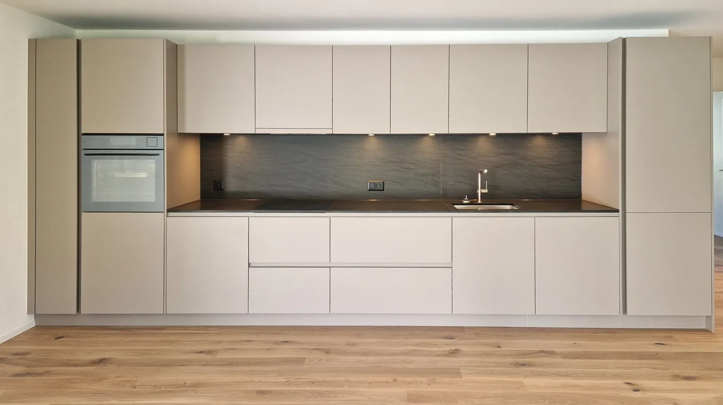 Vie urbaine, vie détendue : appartement de jardin moderne de 4,5 pièces - Photo 7 sur 13