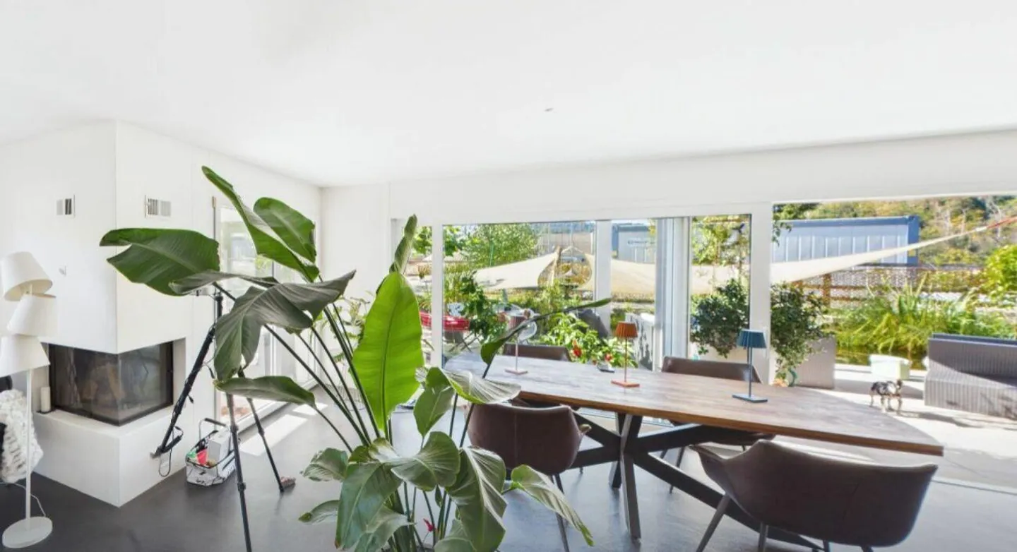 Dream House in the Green Seeks Artist Couple - Photo 3 of 23