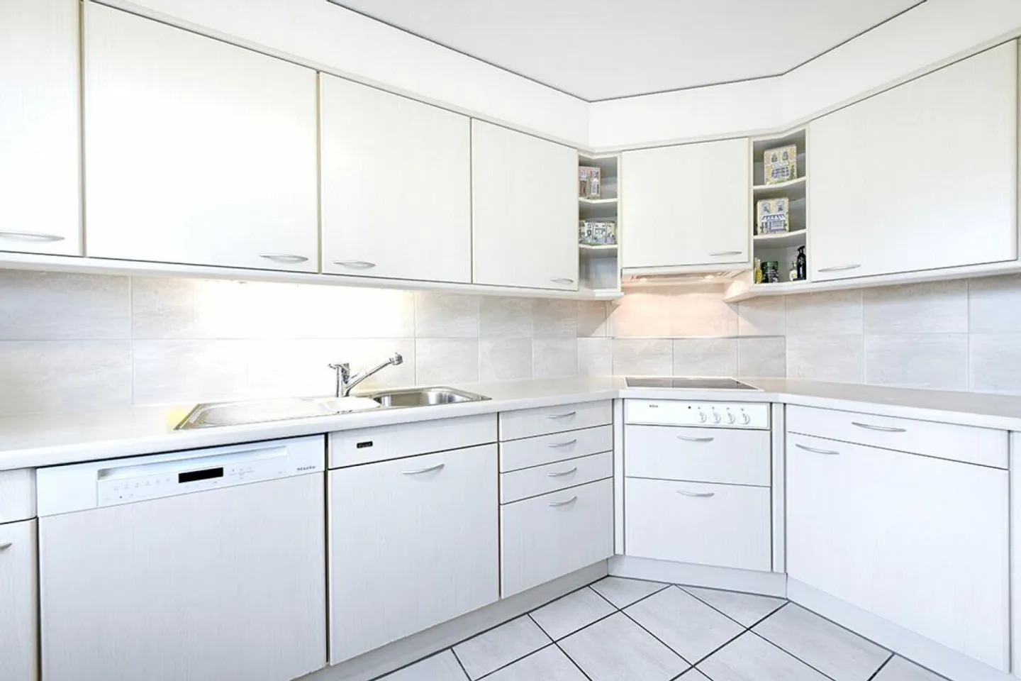 Well-maintained 4.5 room apartment in the center of Uster - Photo 4 of 16