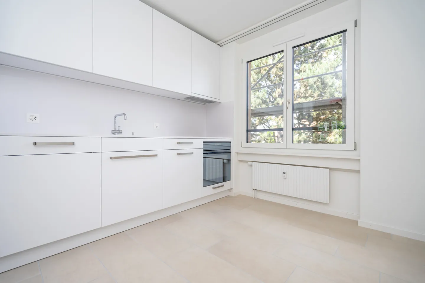 Modernisierte Wohnung mit viel Wohnfläche sucht Nachmieter per 01.07.2026 - Foto 3 von 13