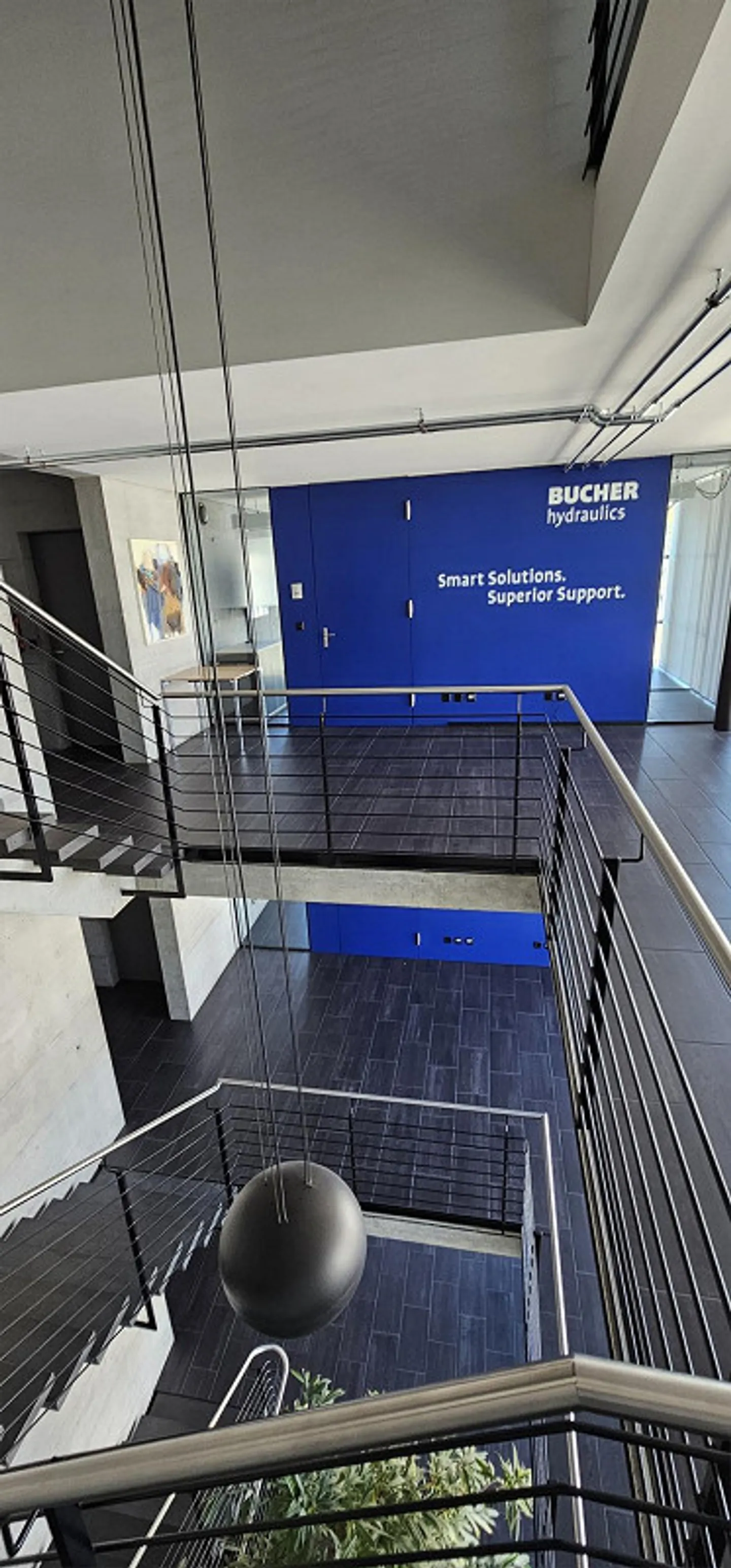Bureaux lumineux avec vue imprenable sur les montagnes – Votre nouveau lieu de travail ! - Photo 2 sur 11