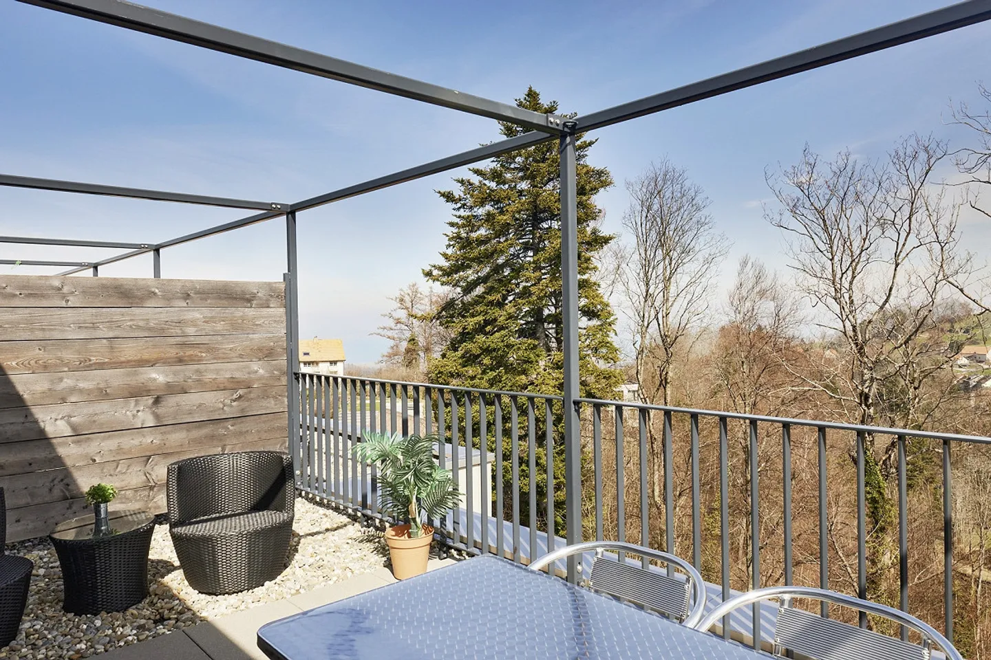 Appartamento soleggiato di 1,5 stanze con terrazza - Foto 4 di 13