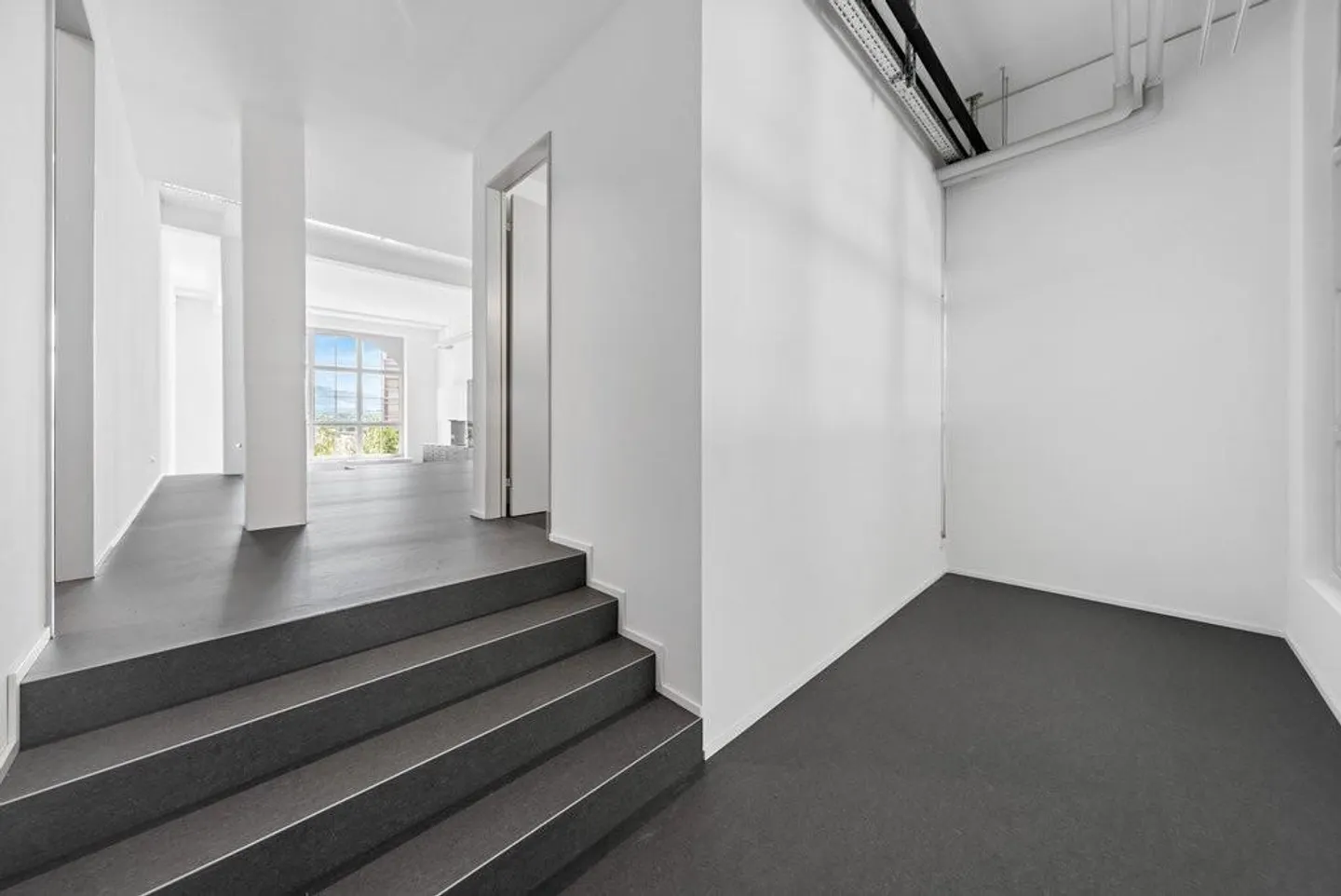 Vita in loft, un must per individualisti urbani e amanti del mare - Foto 6 di 11