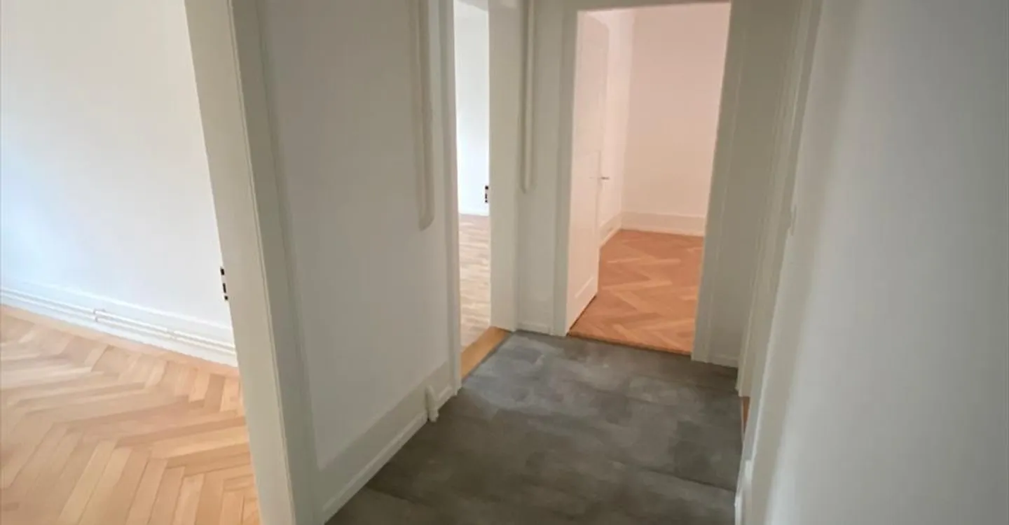 For rent: renovated 3-room apartment - Baptiste-Savoye 45, St-Imier - Photo 8 of 8