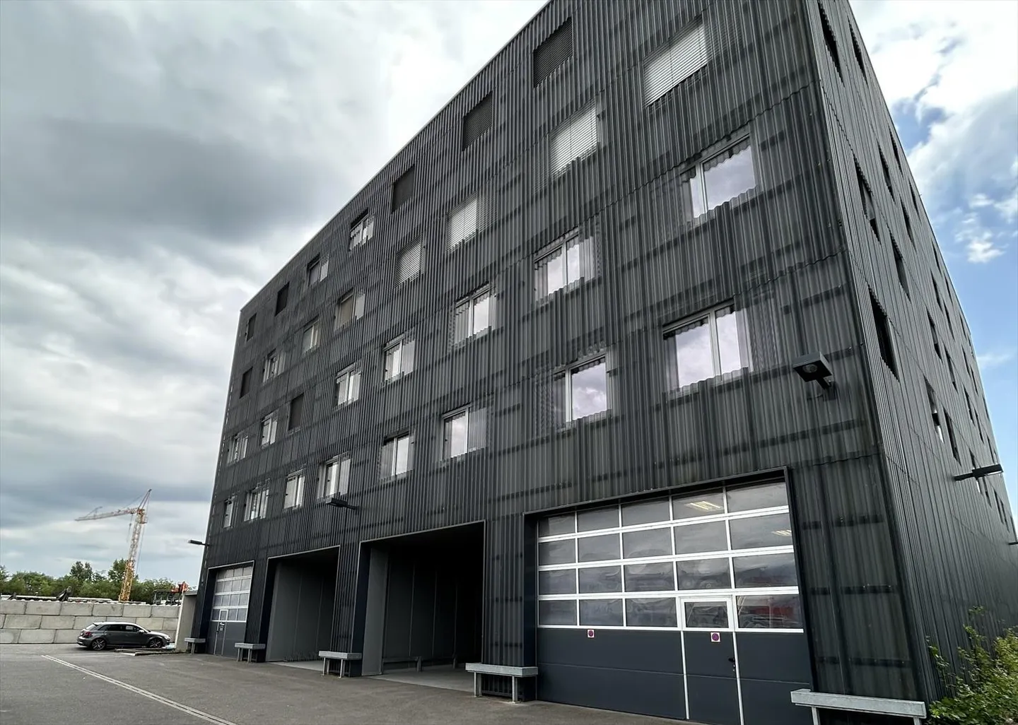 Espaces à louer à Satigny - Photo 1 sur 8