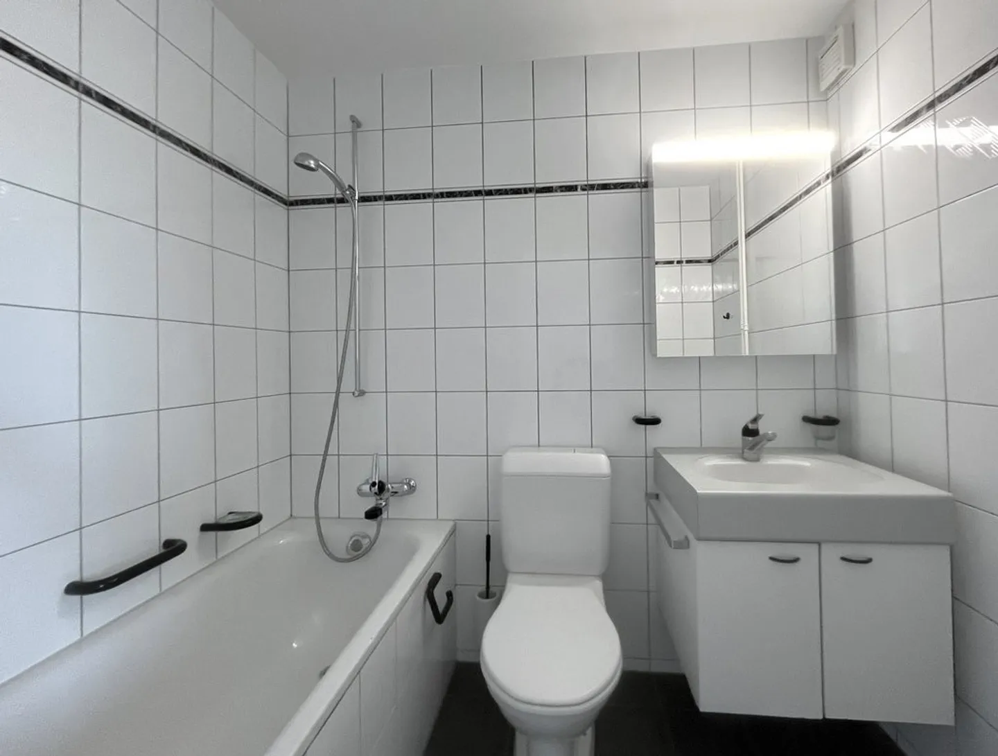 Bella appartamento di 1,5 stanze con balcone - Foto 4 di 5