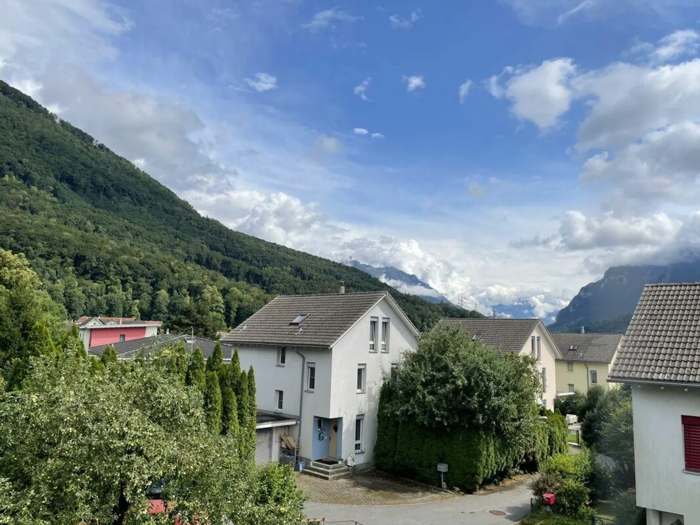 Incantevole porzione di casa con giardino - Foto 4 di 13