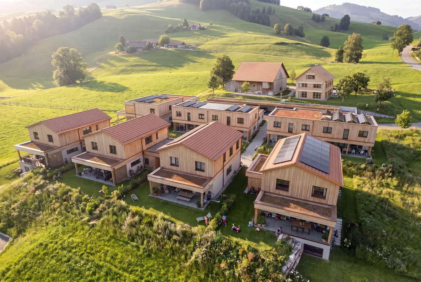 Au-dessus du brouillard, maison individuelle spacieuse avec jardin et piscine - Photo 4 sur 10