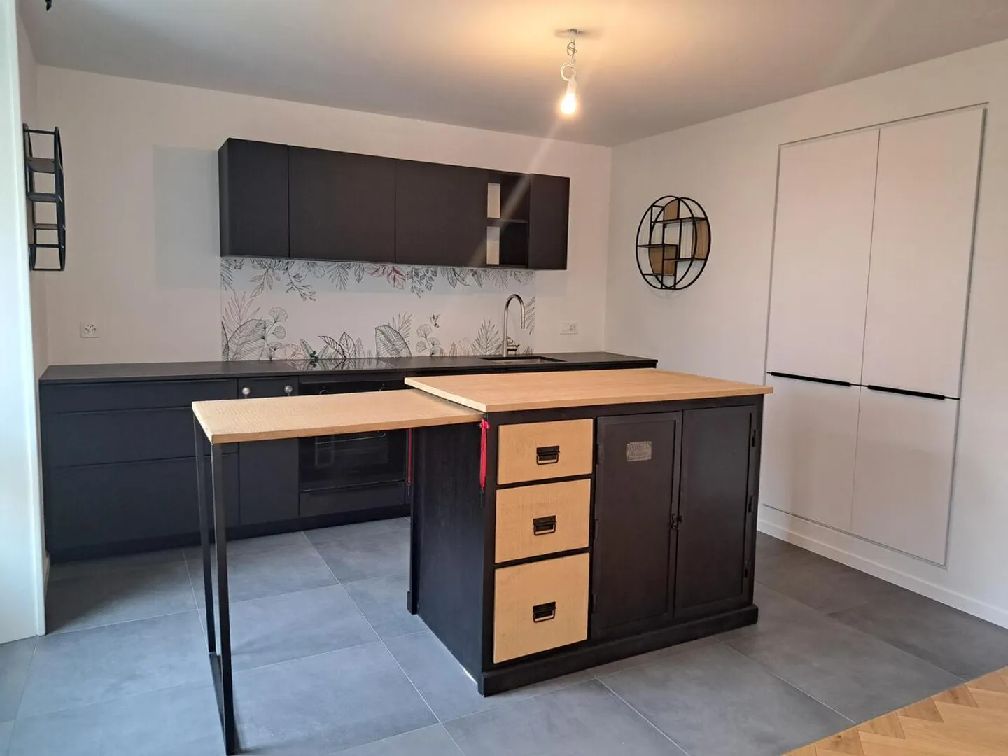 Duplex rénové 4,5 pièces centre-ville 115 m2 avec terrasse sur le toit - Photo 2 sur 13