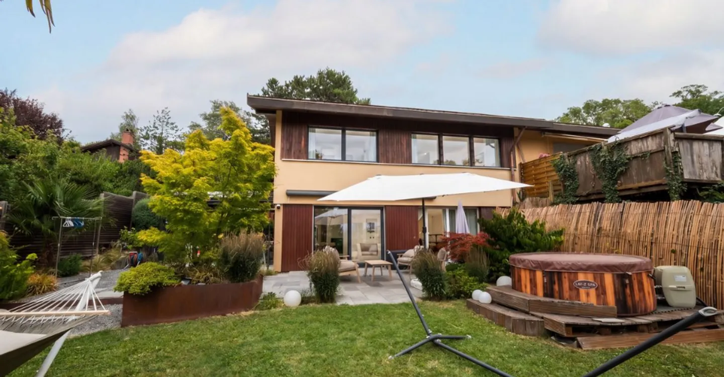 Wohnung zu verkaufen in Vufflens - 4,5 Zimmer mit 131m2 Bruttofläche und großem Garten! - Foto 1 von 11