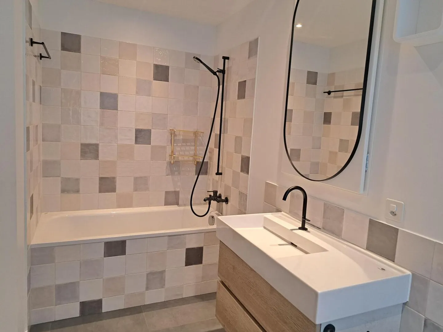 Duplex rénové 4,5 pièces centre-ville 115 m2 avec terrasse sur le toit - Photo 12 sur 13