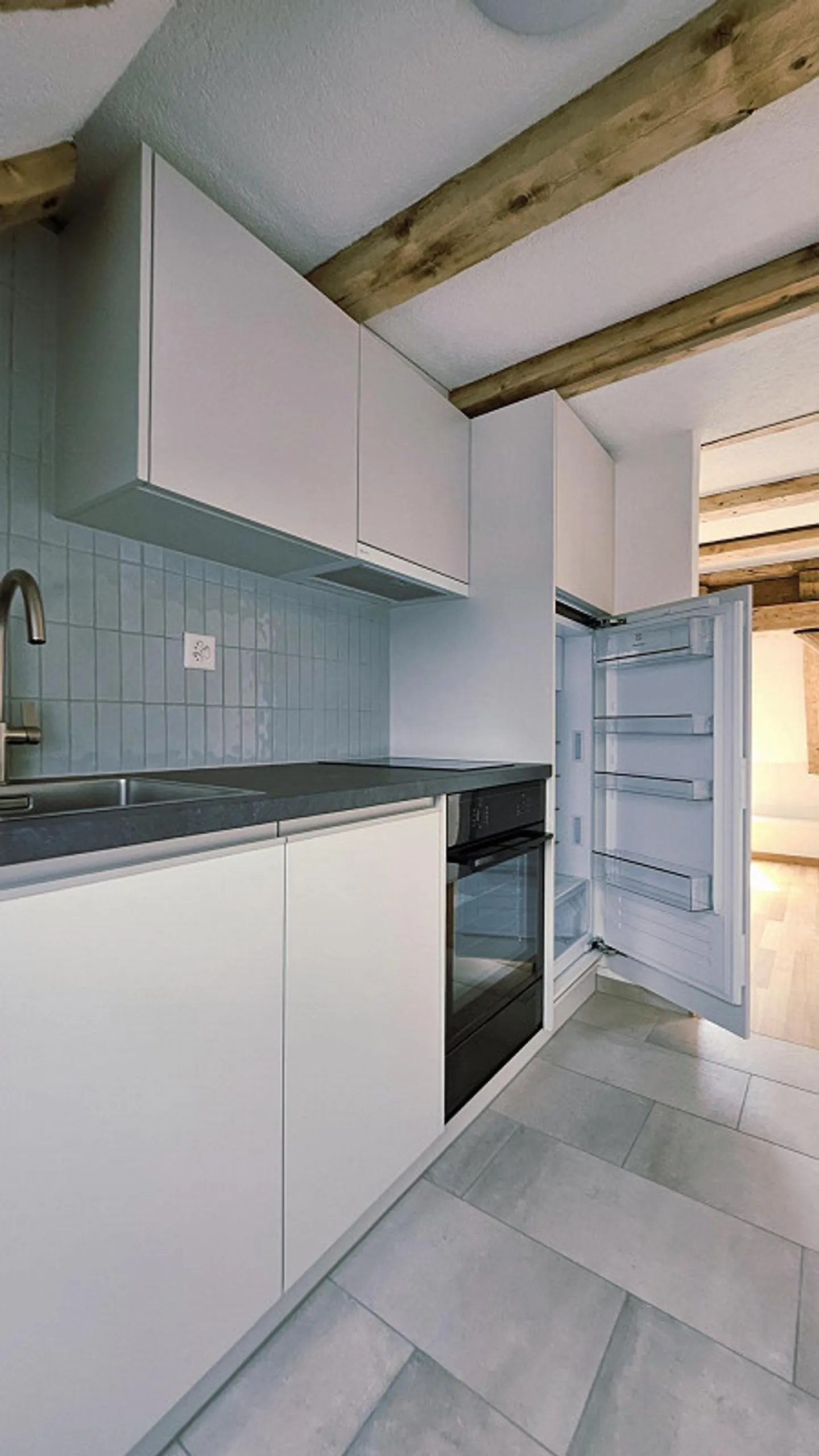 Charmantes Penthouse mit Terrasse - Foto 6 von 9